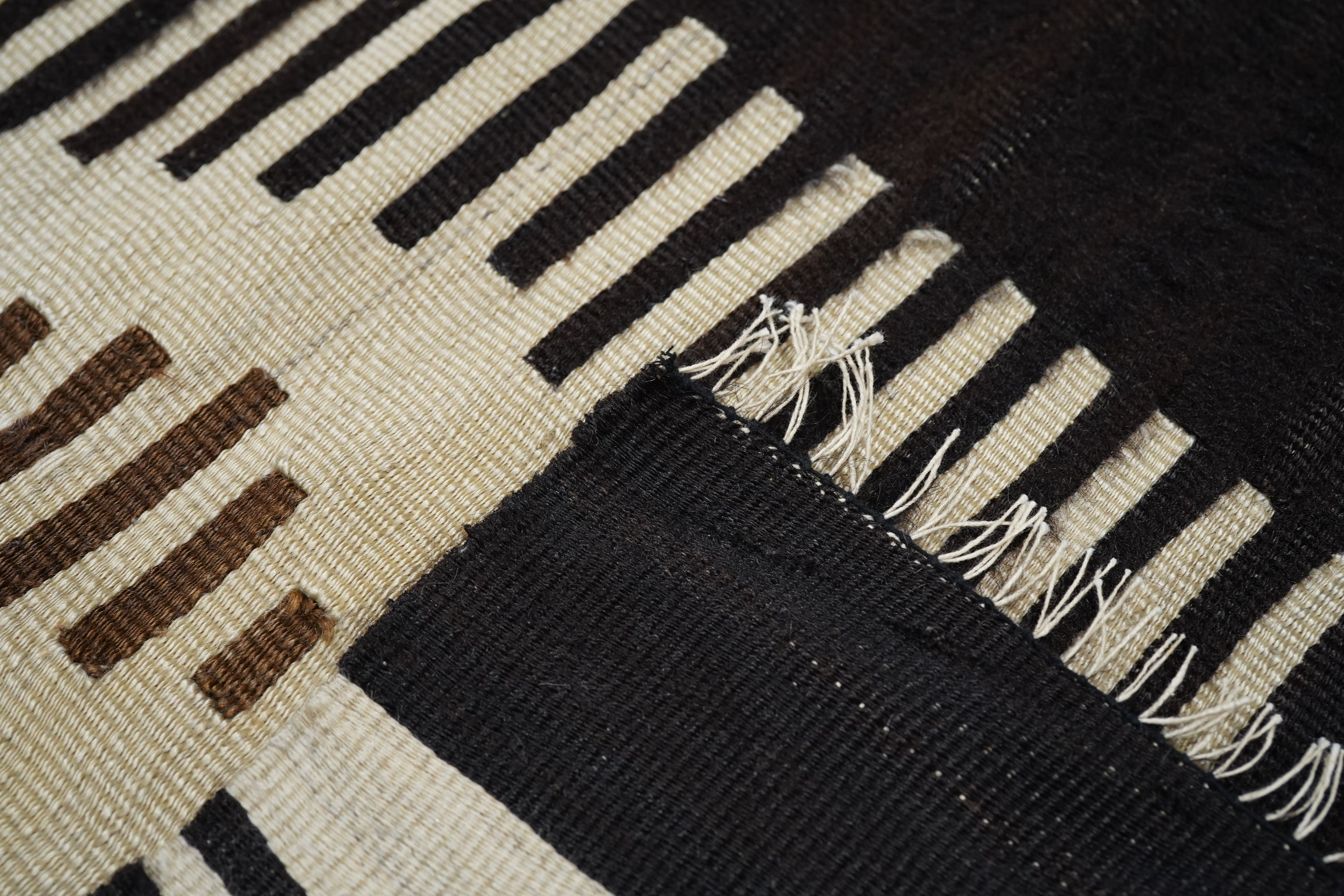 Antique Moroccan Kilim Rug 4'9" x 5' 9''
