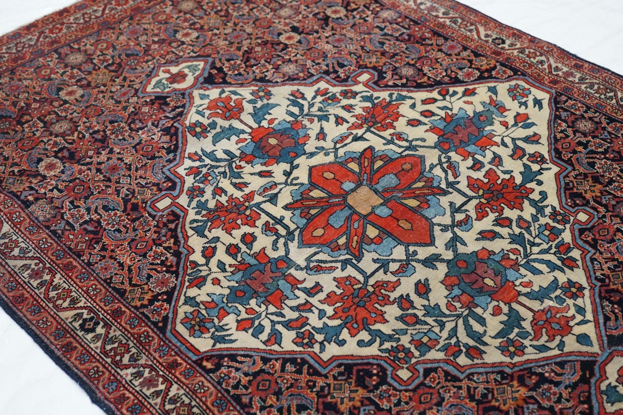 Antique Farahan Sarouk Rug 3'2'' x 4'8''