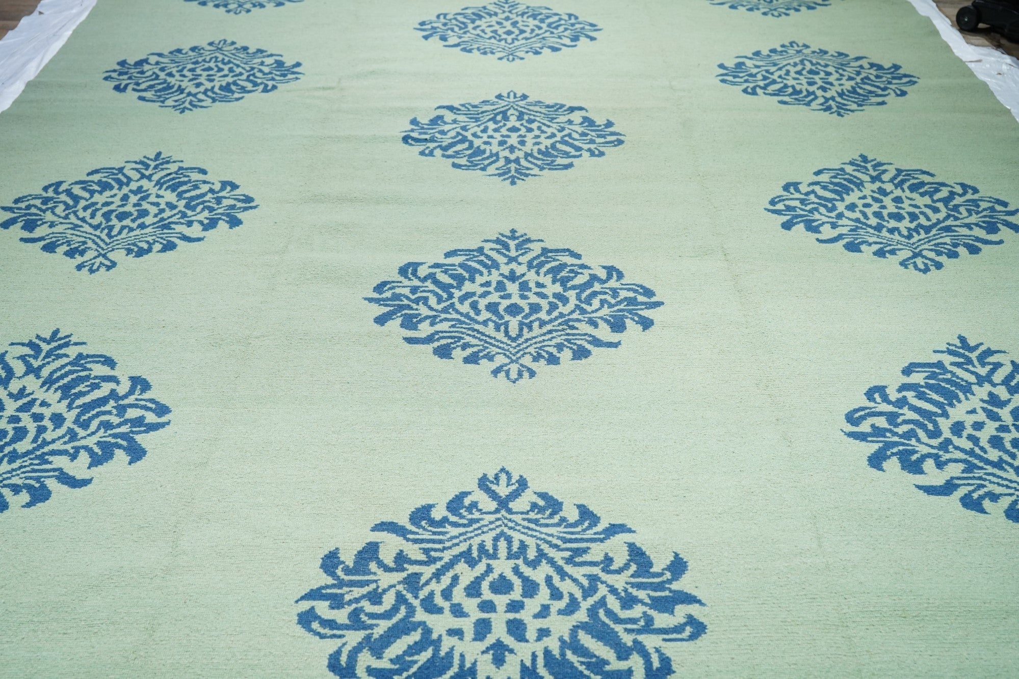 Sumak Rug 10'0'' x 14'0''