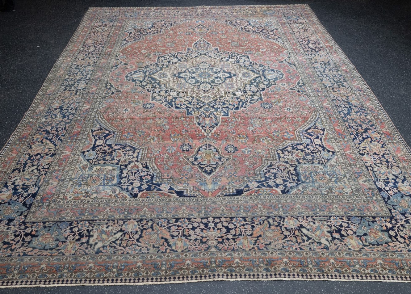 Antique Mohtasham Kashan Rug 7'6'' x 11'2''