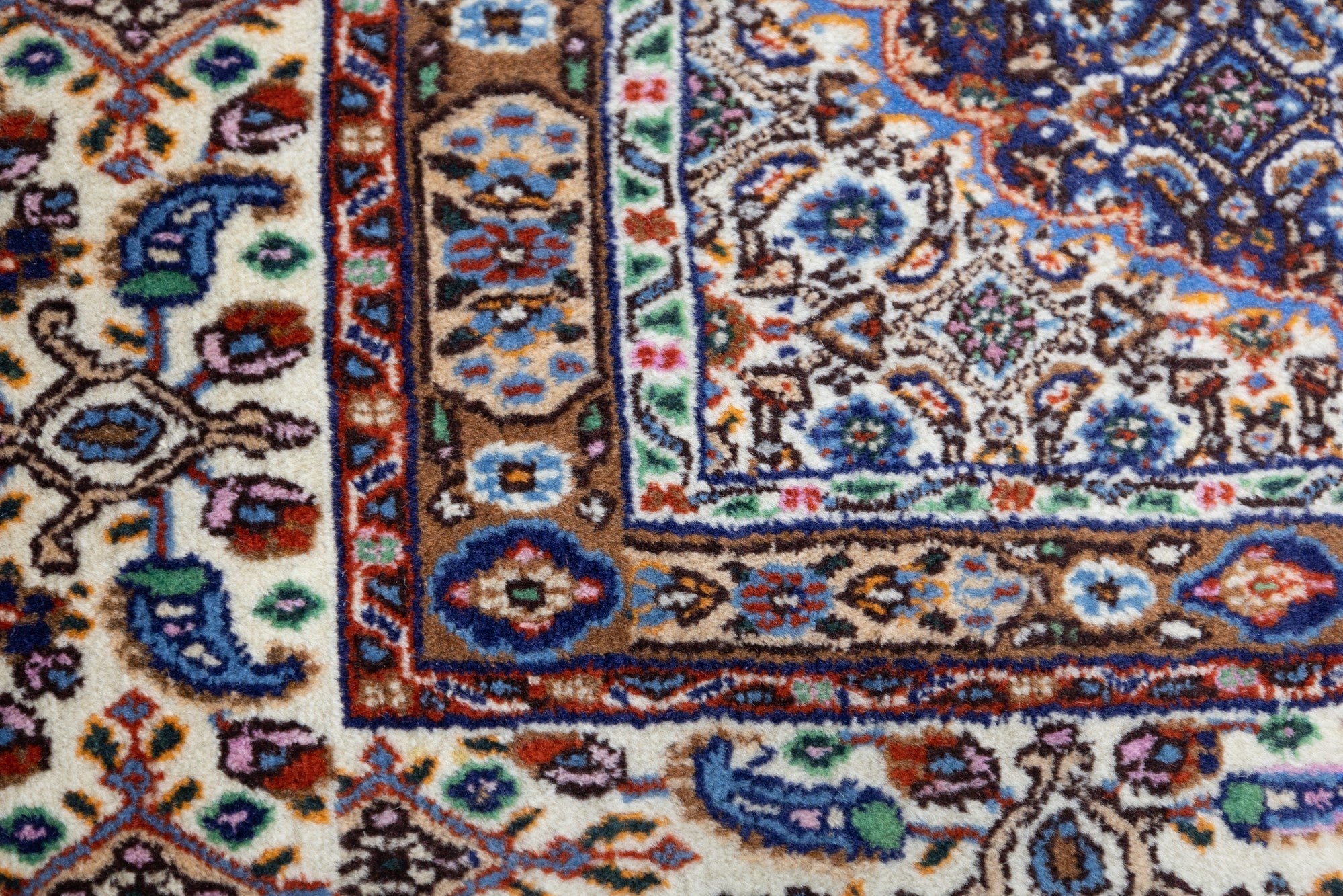 Vintage Tabriz Rug 3'2'' x 4'8''