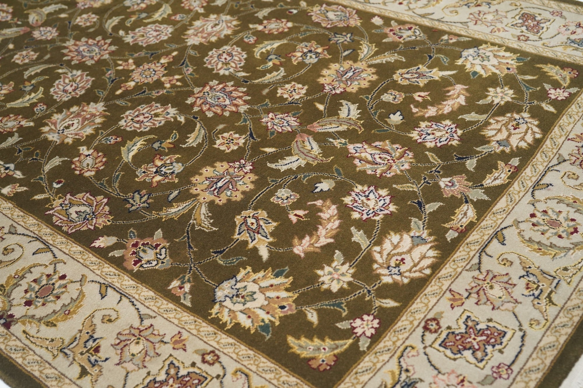 Tabriz Design Rug 3'9'' x 5'9"