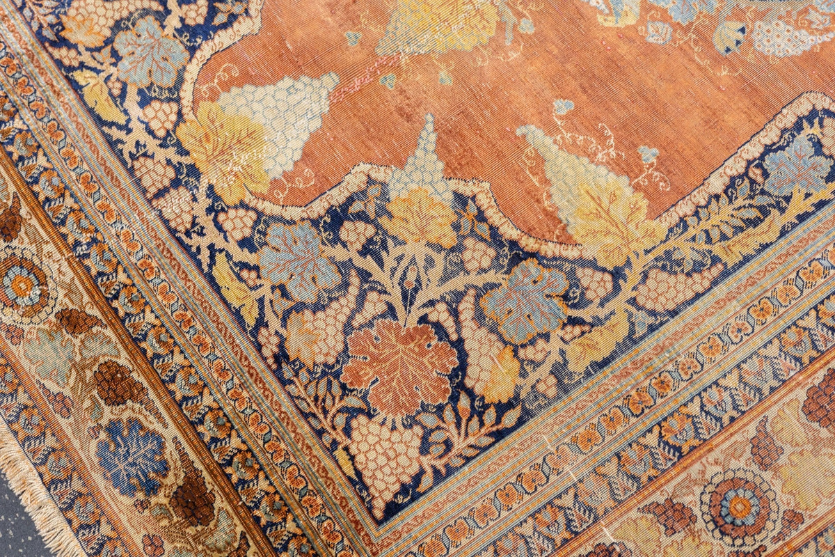Fine Antique Silk Heriz Rug 3'9'' x 5'3''