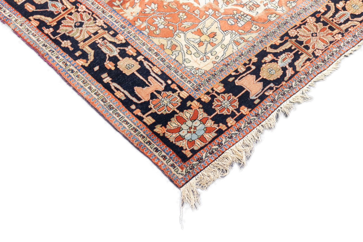Antique Mohtashem Kashan Rug 4'4'' x 6'8''