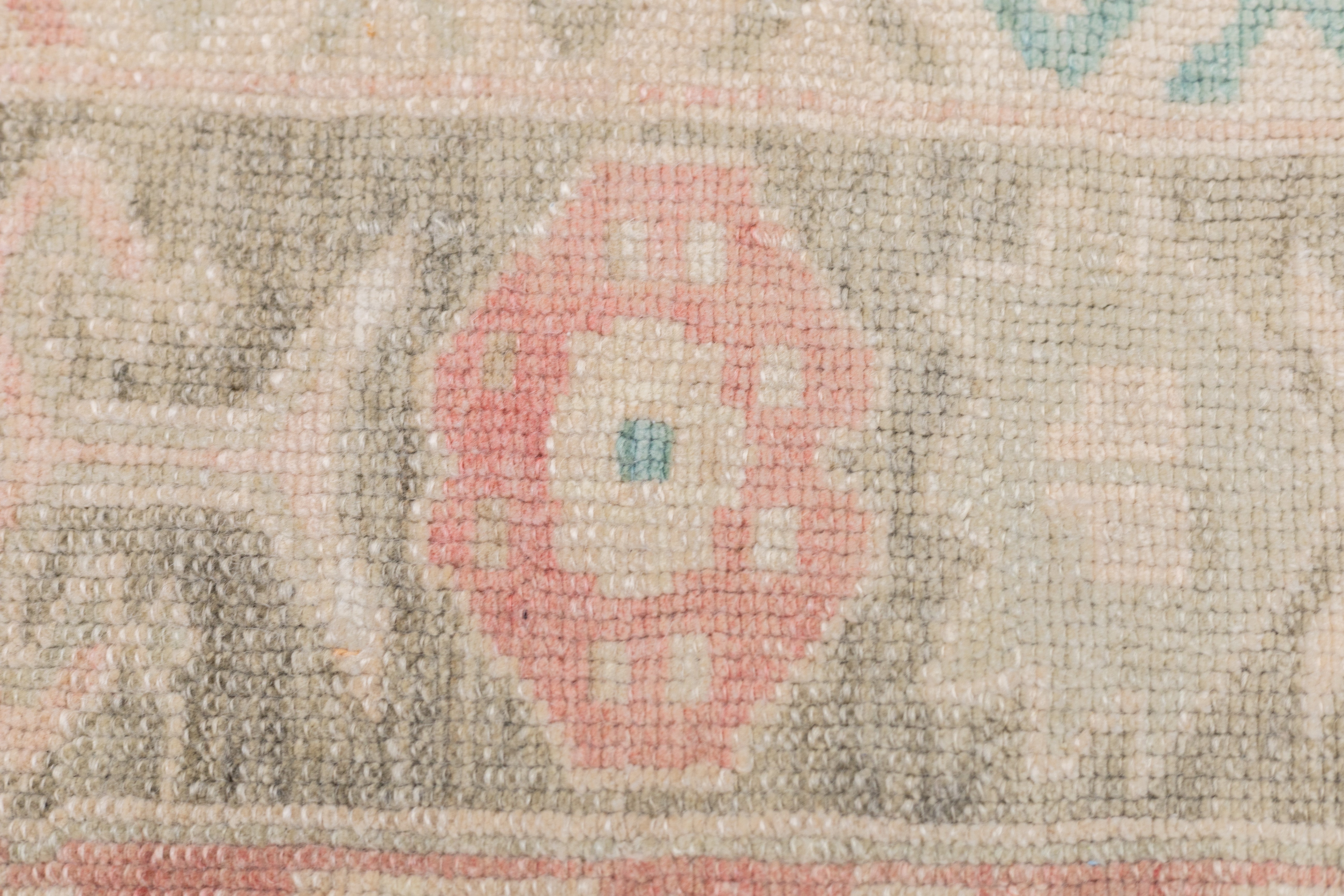 Fine Antique Oushak Wool Rug 4'8'' x 7'9''