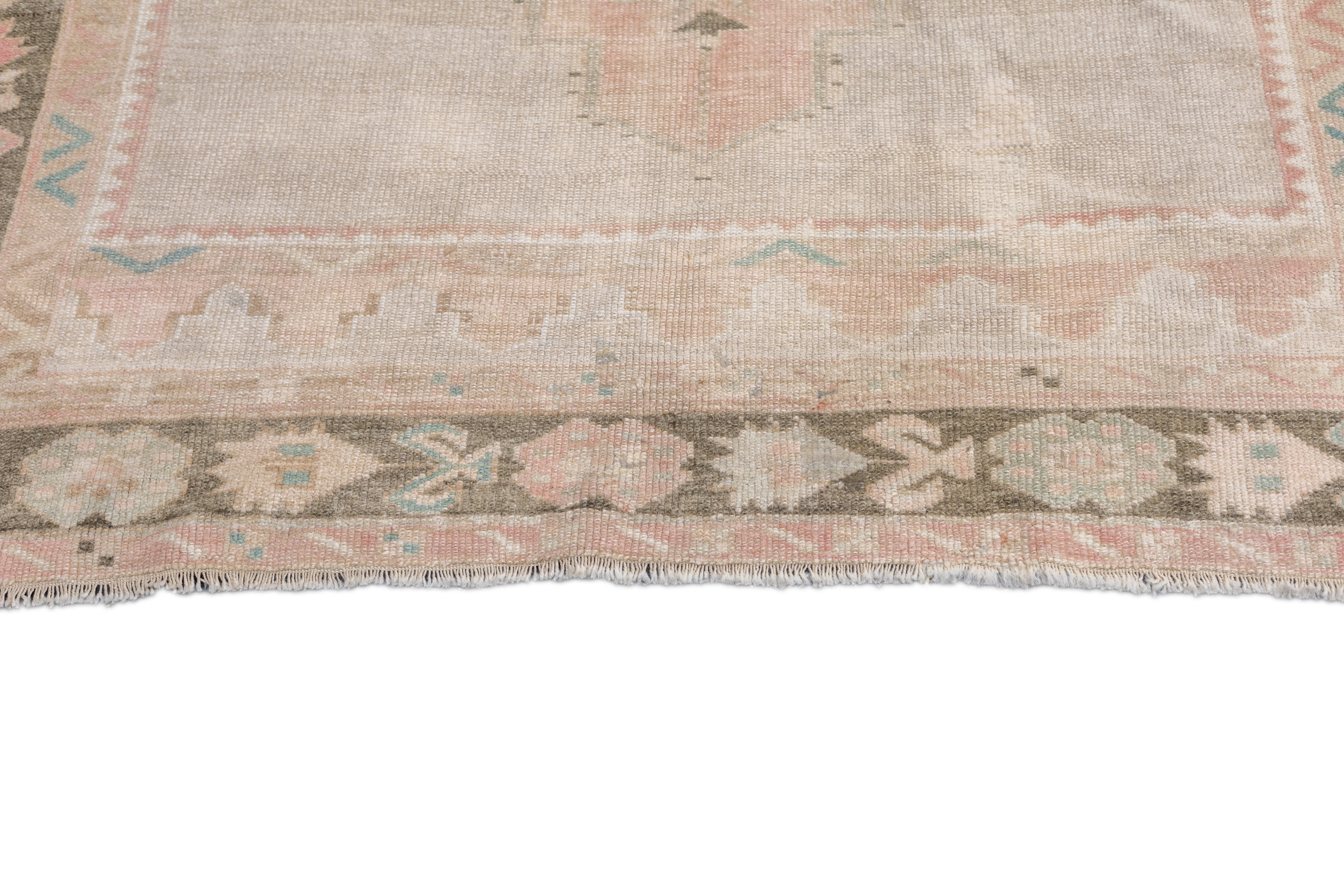 Fine Antique Oushak Wool Rug 4'8'' x 7'9''