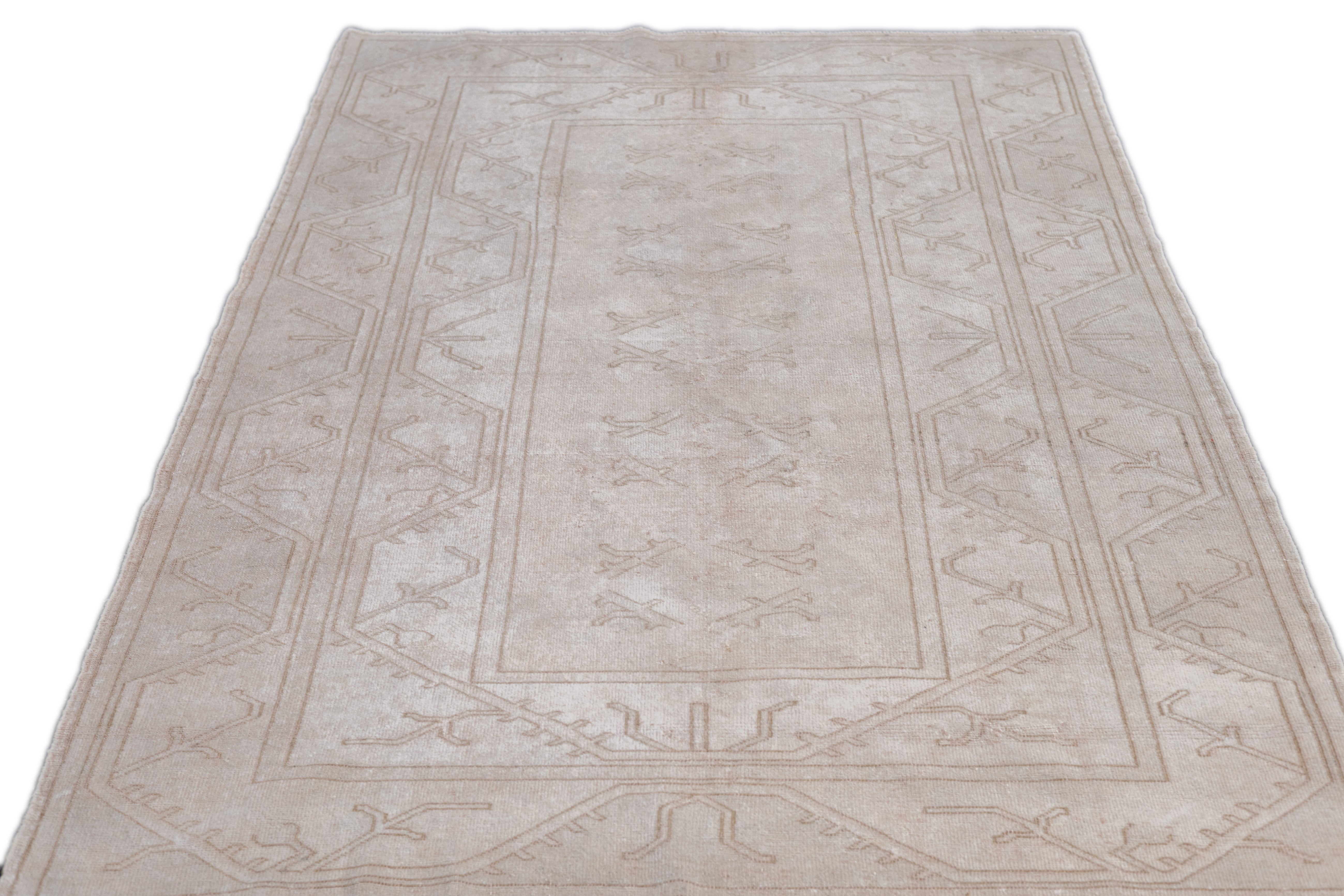 Oushak Rug 5'3'' x 8'4''