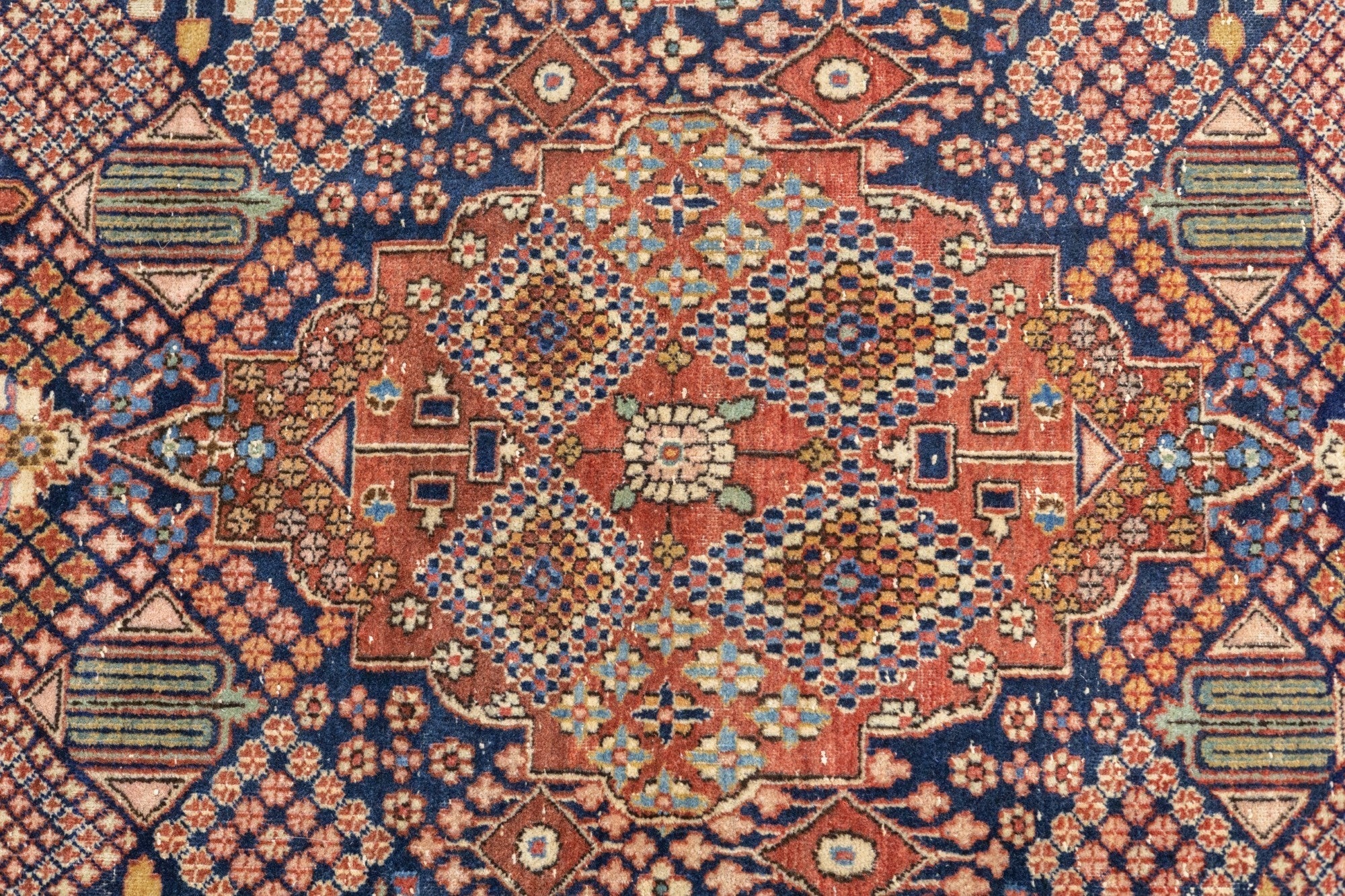 Antique Dabir Kashan Rug 4'2'' x 6'5''
