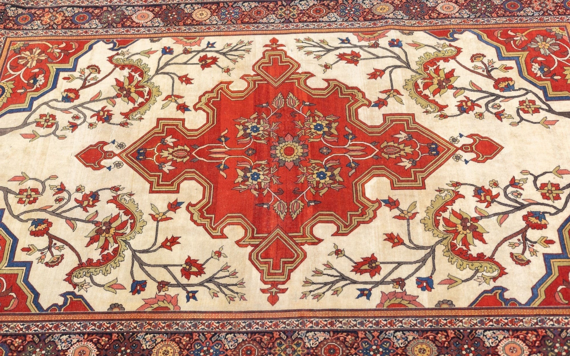 Antique Farahan Sarouk Rug 4'2'' x 6'3''