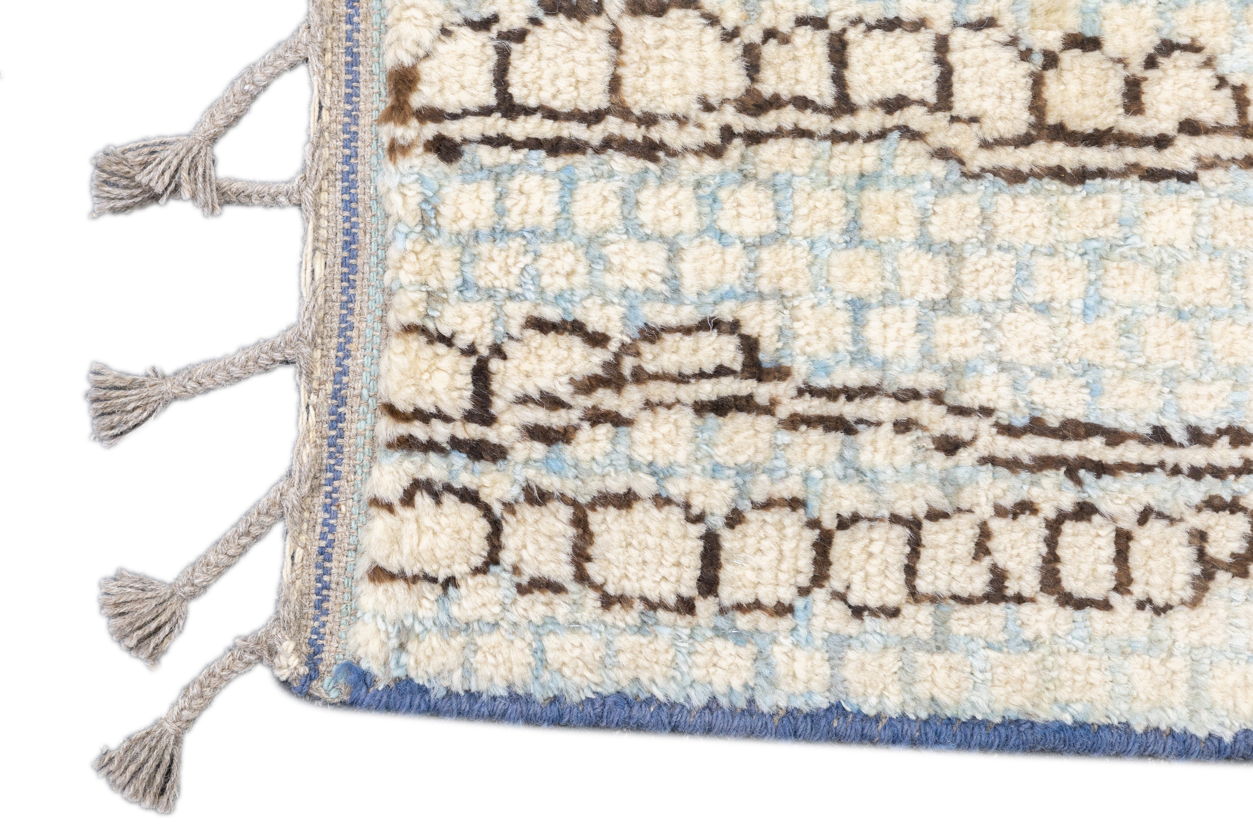 Vintage Moroccan Rug 5'3'' x 6'11''