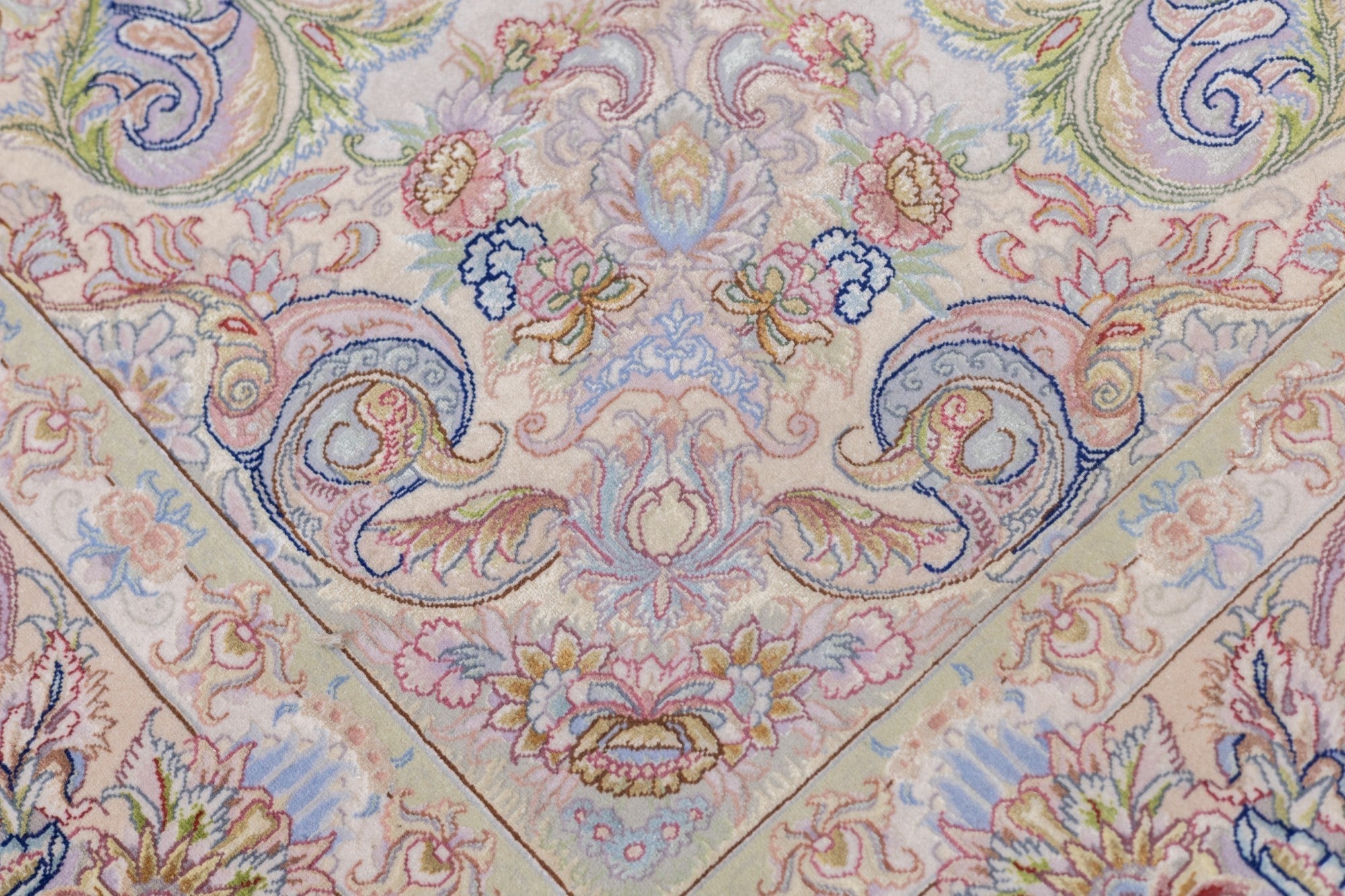 Extremely Fine Tabriz Wool & Silk woven Rug 4'11'' x 7'1''