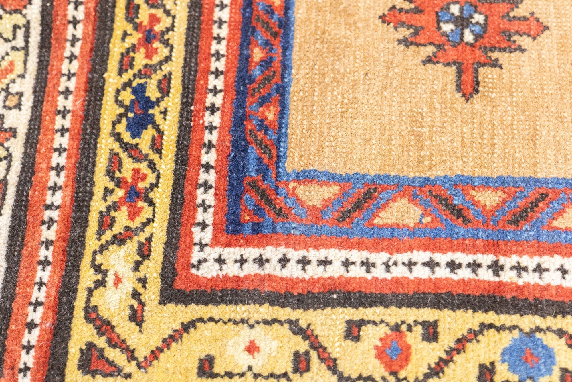 Antique Sarab Rug 4' x 8'8''