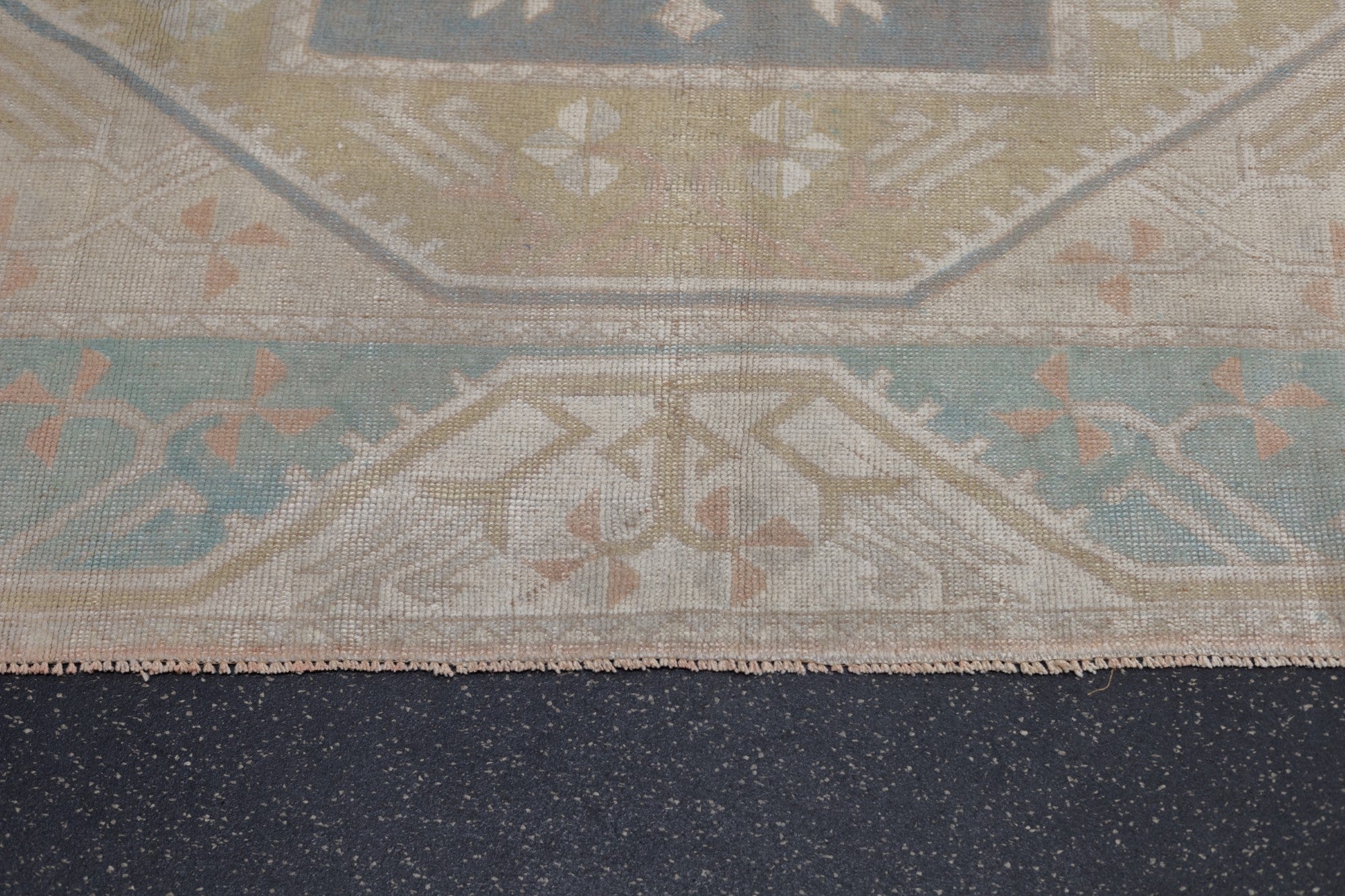 Oushak Rug 5'3'' x 7'11''