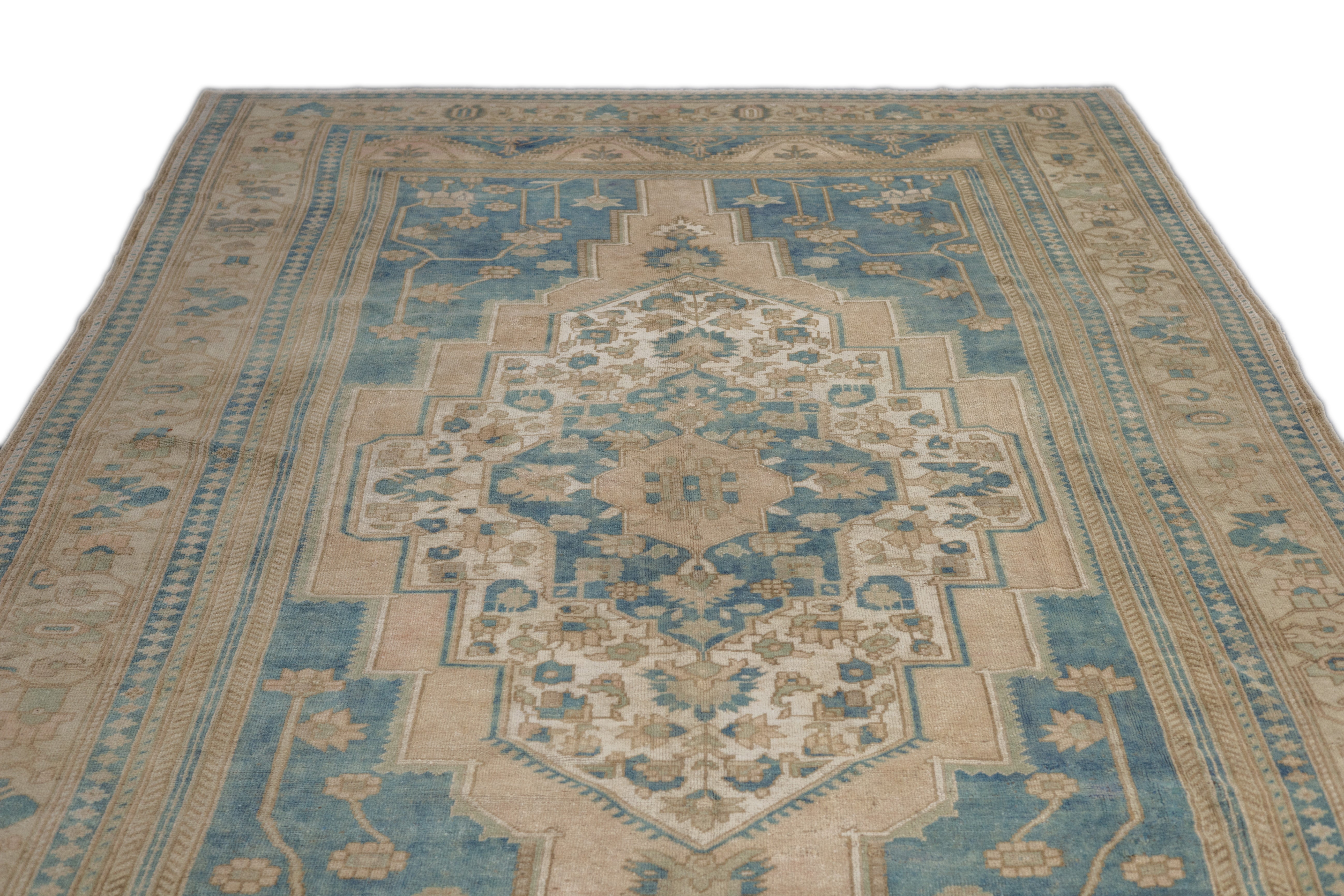 Oushak Rug 7'7'' x 11'7''