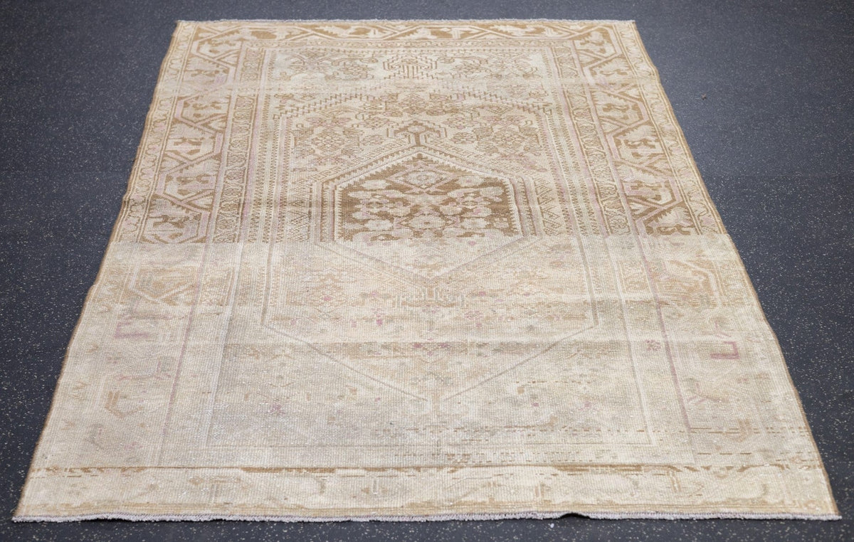 Malayer Rug 4'3'' x 6'8''