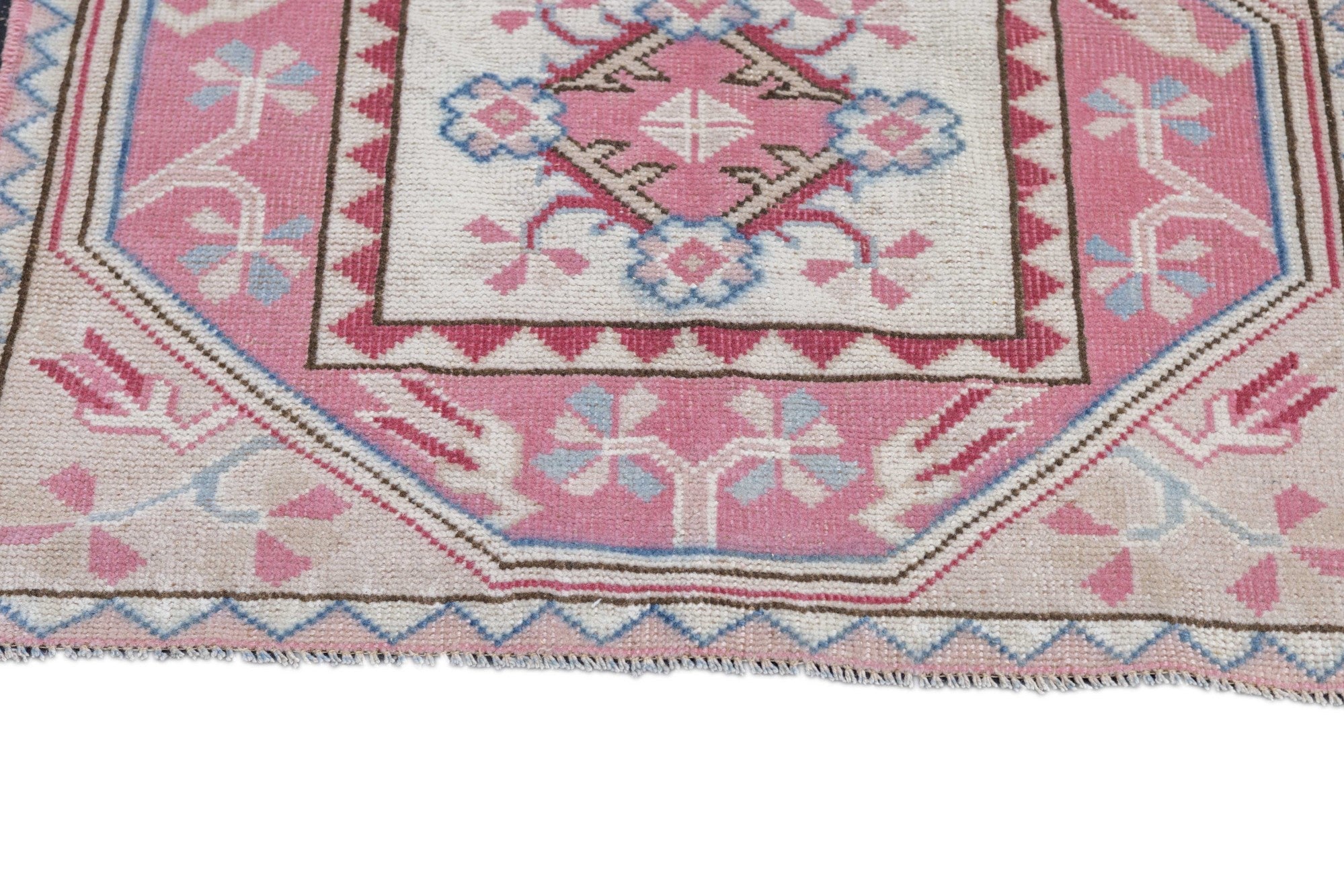 Oushak Rug 3'0" x 4'4''