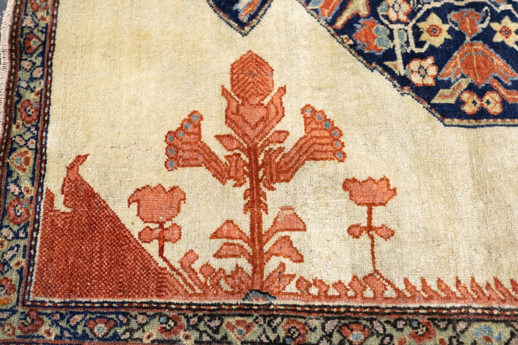 Antique Farahan Rug 2'9'' x 3'1''