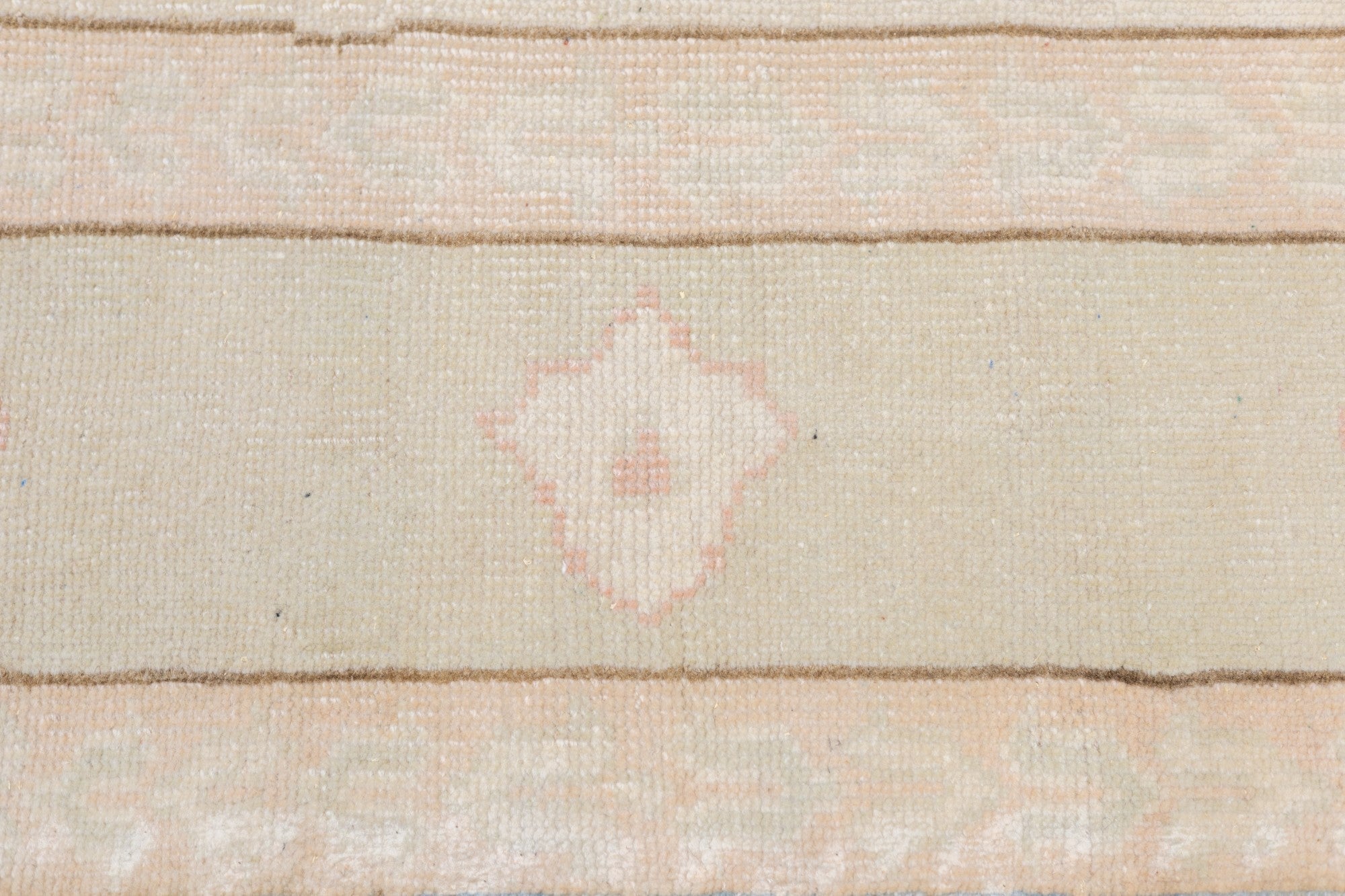 Oushak Rug 2'8'' x 4'7''
