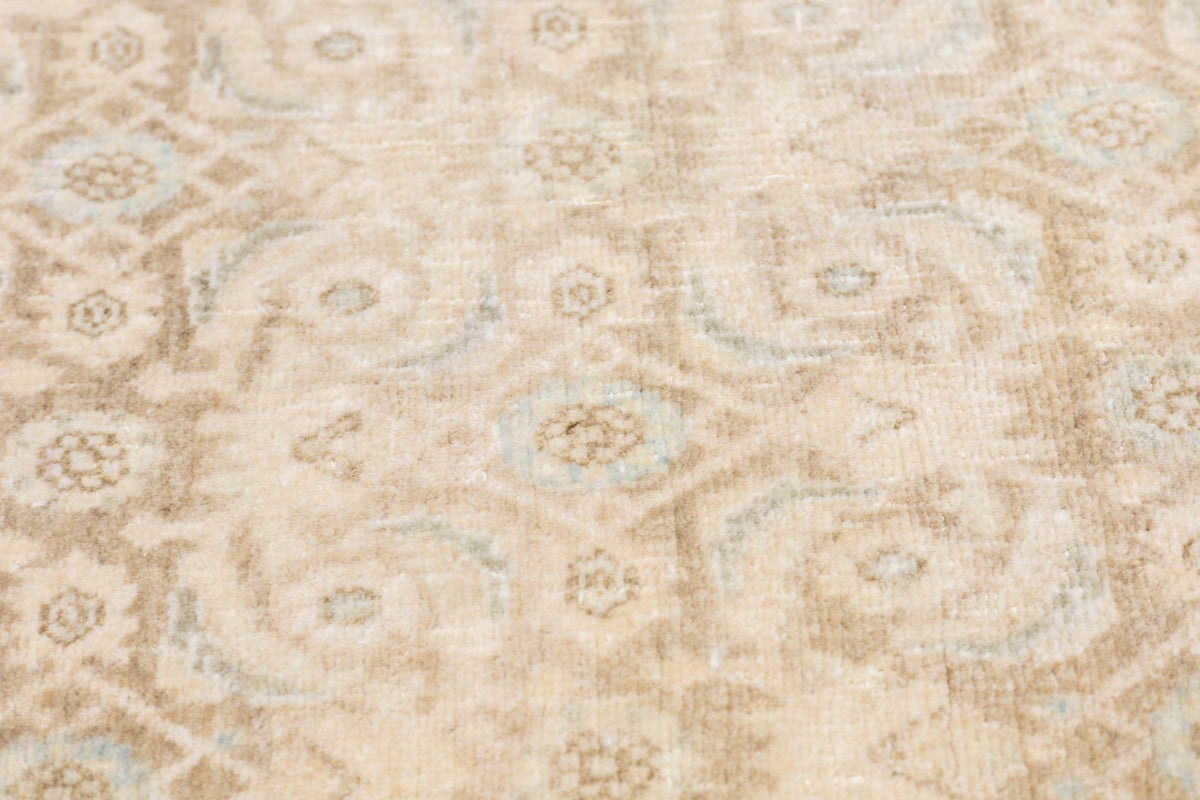 Vintage Tabriz Rug 3'8'' x 5'6''