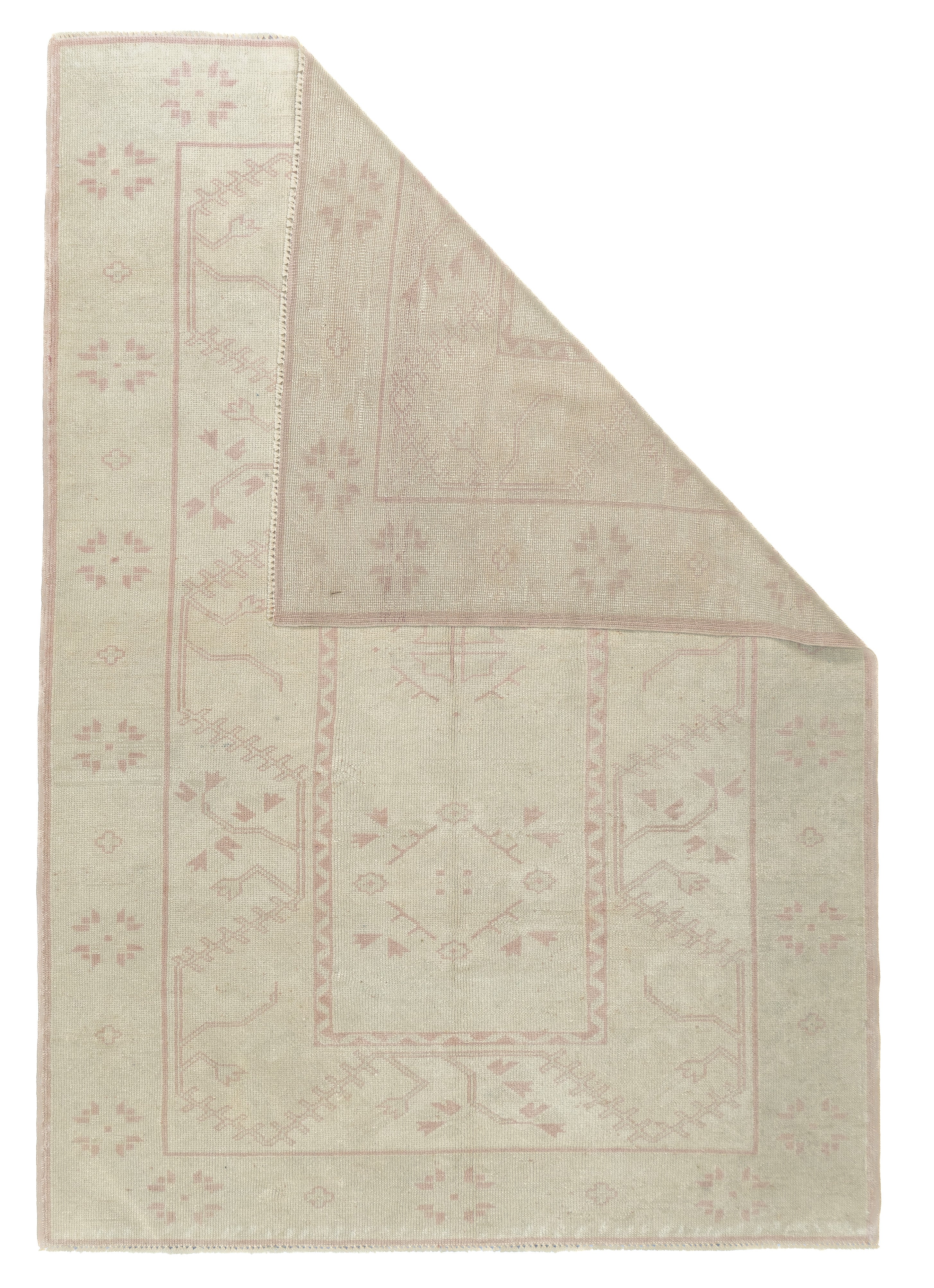 Oushak Rug 3'11'' x 4'7''