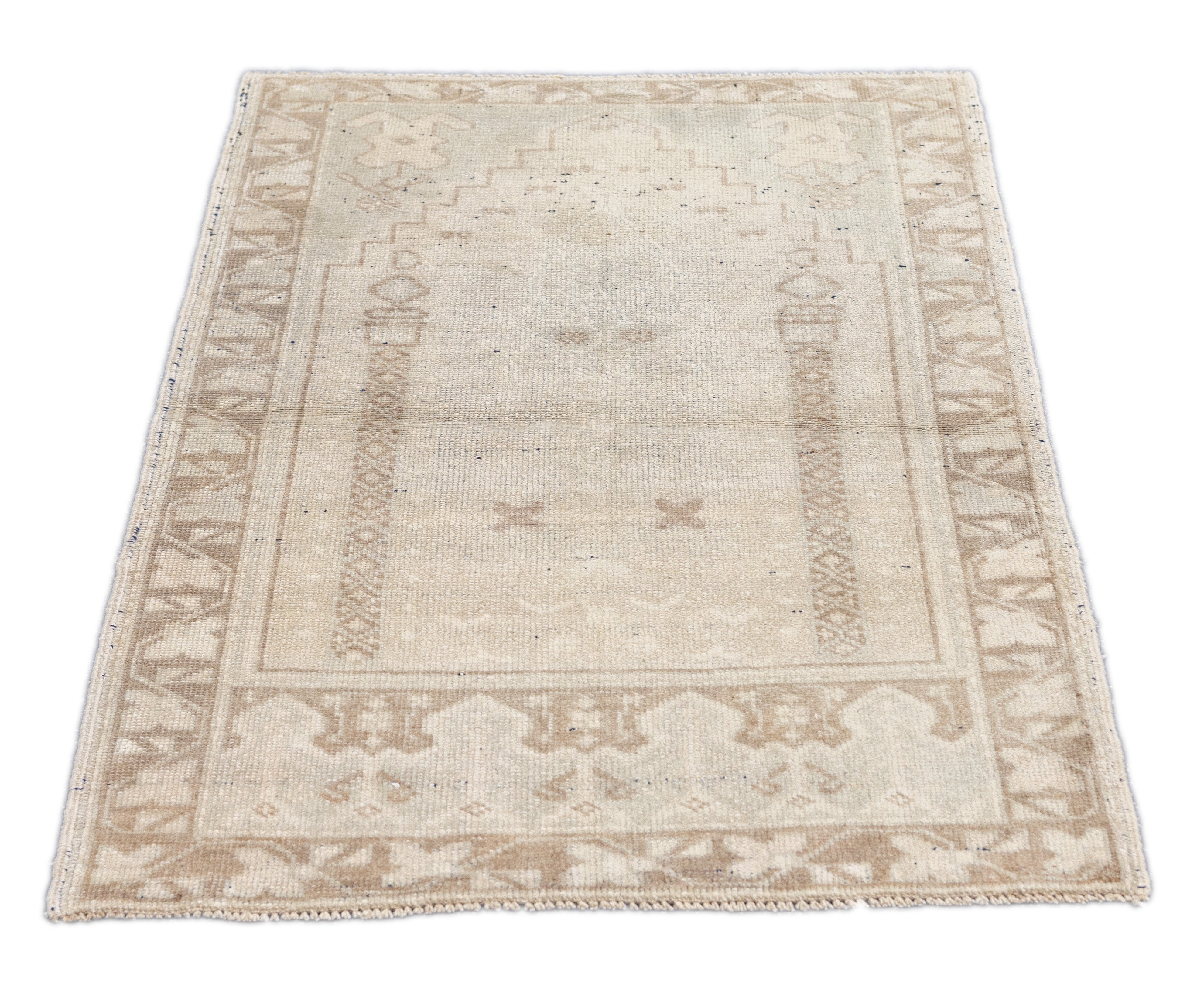 Oushak Rug 2'9'' x 4'2''