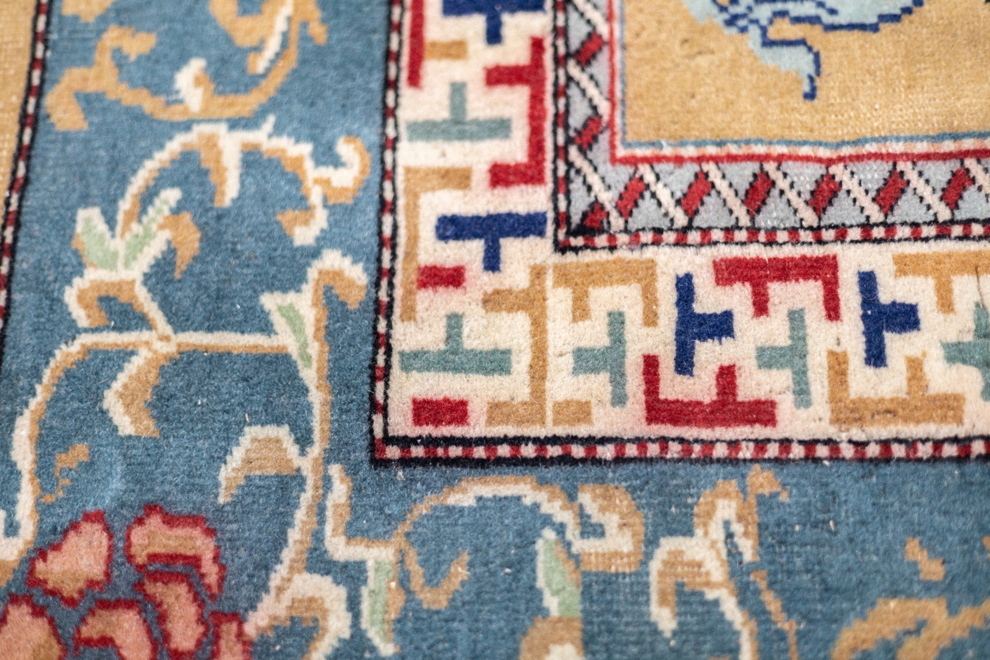 Fine Antique Turkish Wool Rug 6'8'' x 9'2''