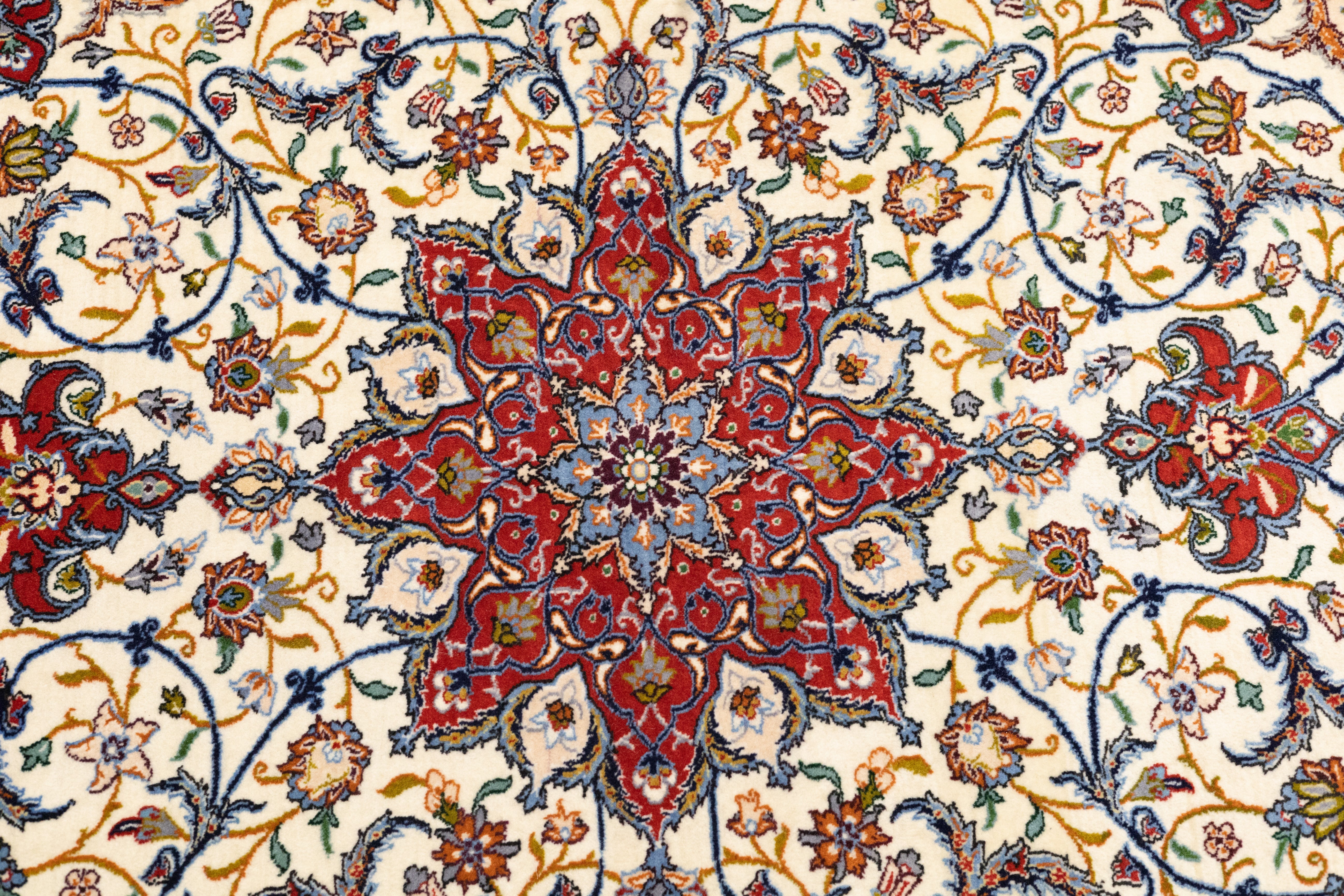 Extremely Fine Isfahan Wool & Silk Rug 3'8'' x 5'3''