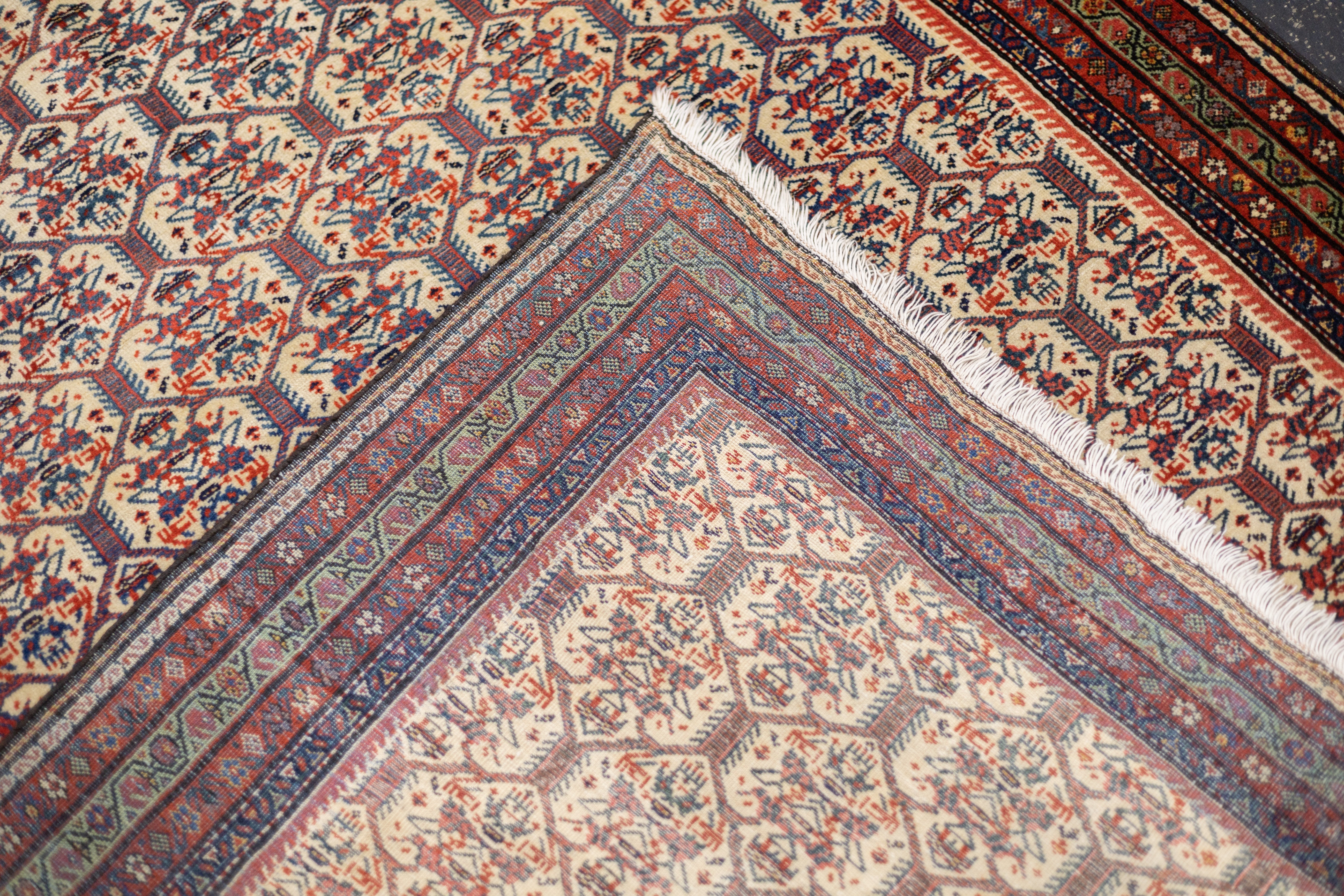 Antique Farahan Rug 4'4'' x 6'6''