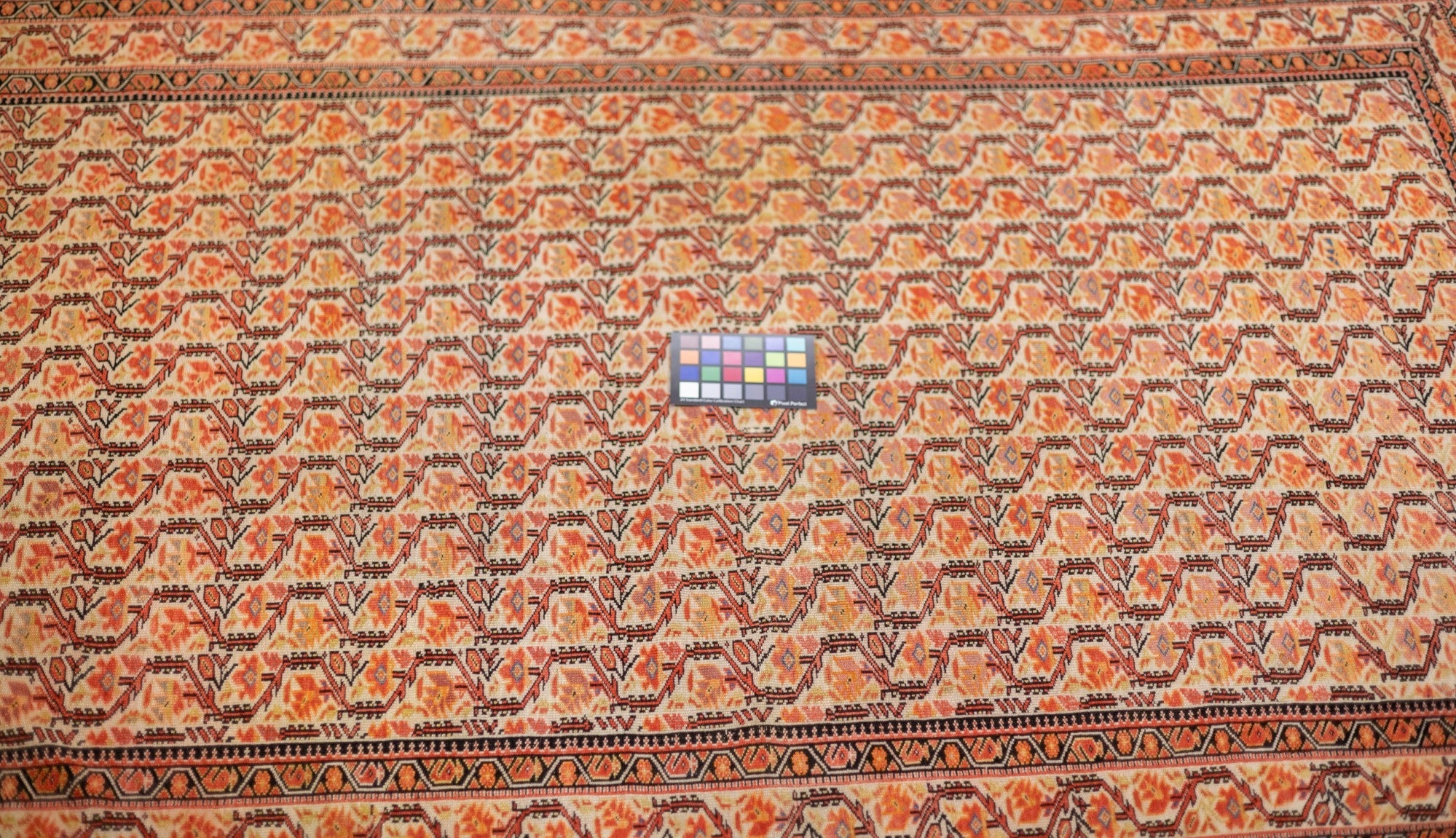 Fine Antique Farahan Rug 4'2'' x 6'6''