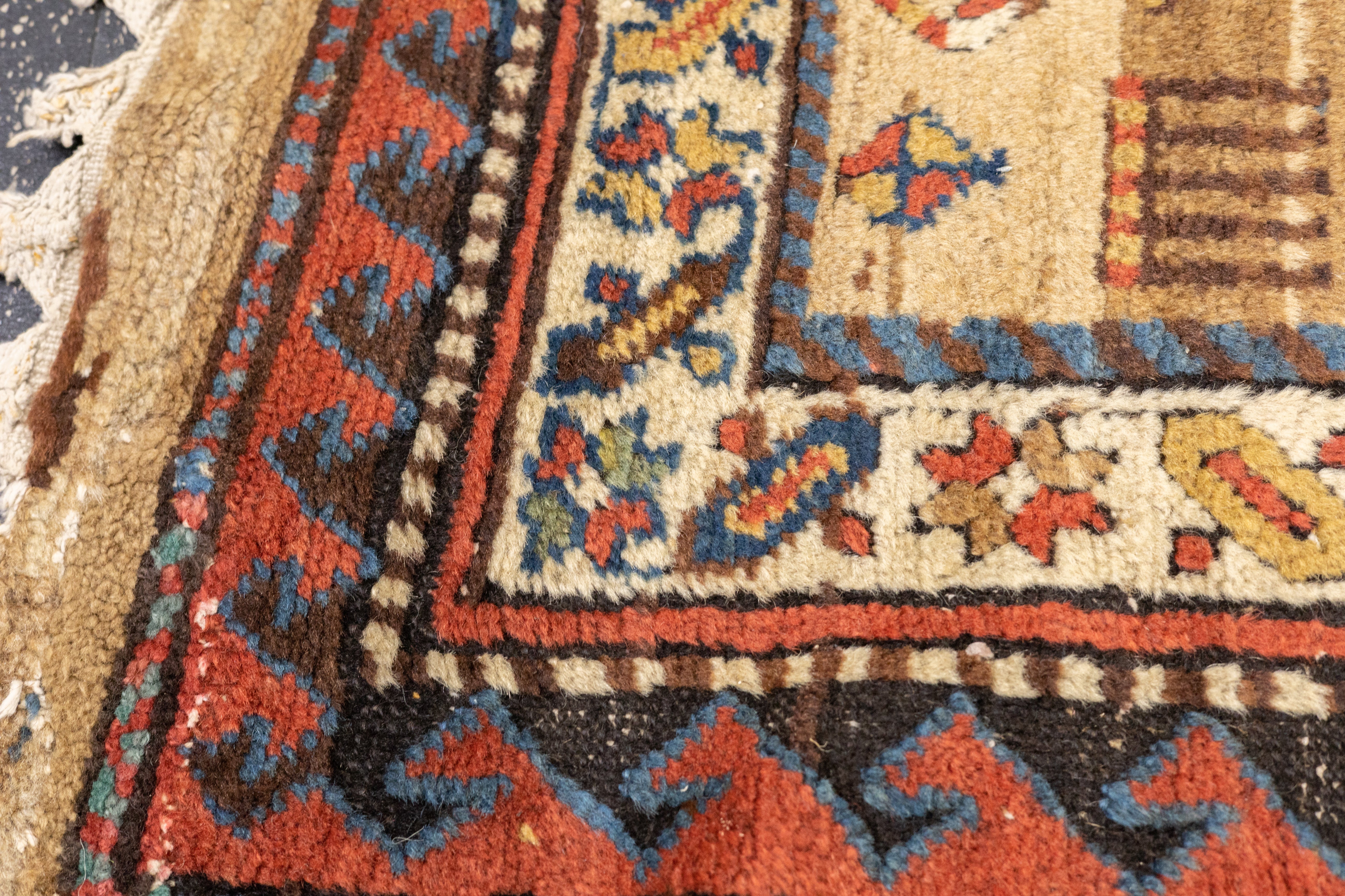 Antique Bakhshayesh Rug 3'6'' x 8'9''