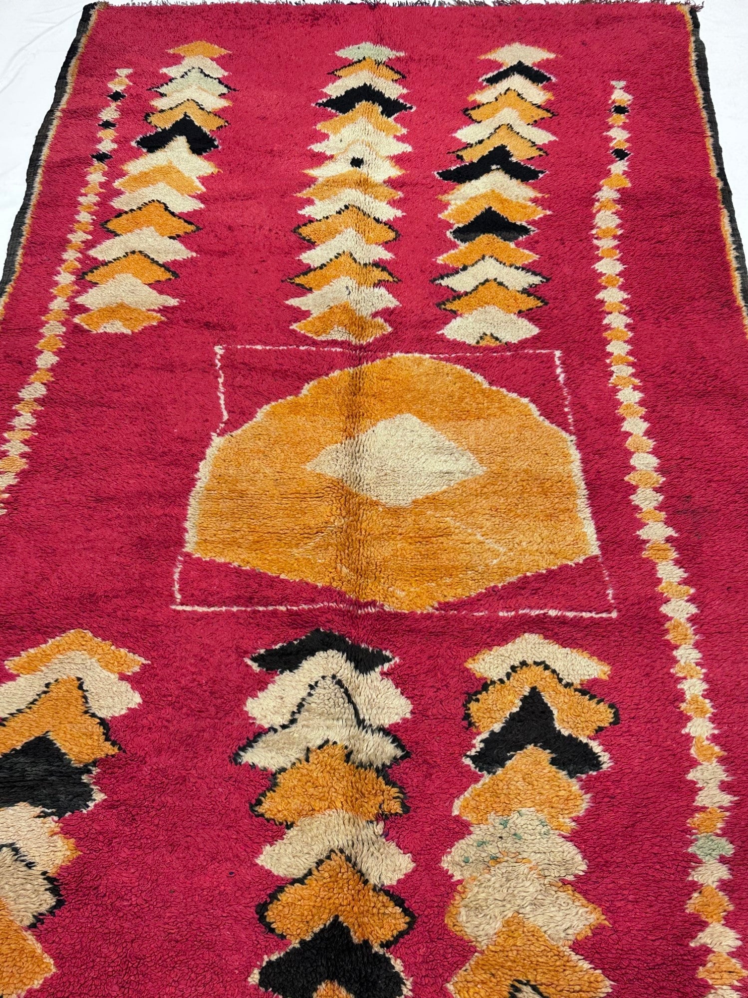 Vintage Moroccan Rug 4'7" x 8' 5''