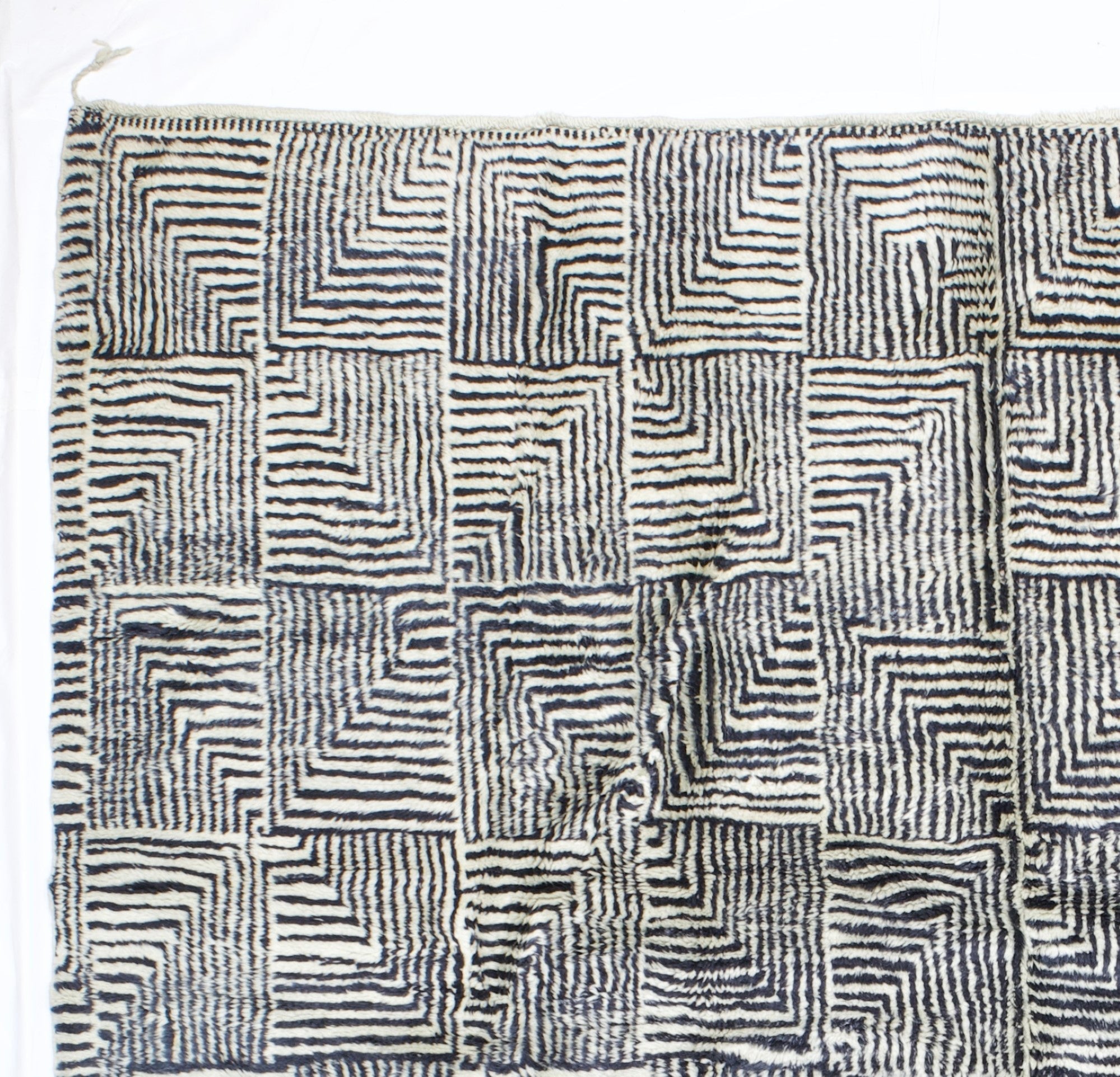 Vintage Moroccan Rug 10' 5'' x 12' 9''