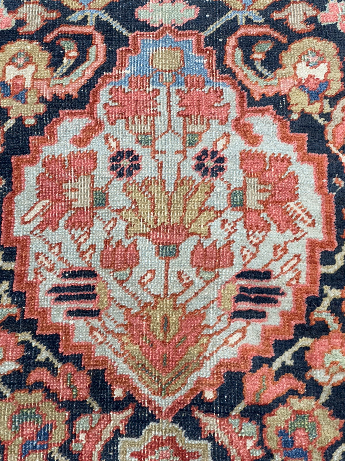 Antique Heriz Serapi Rug 4'10" x 6' 5"