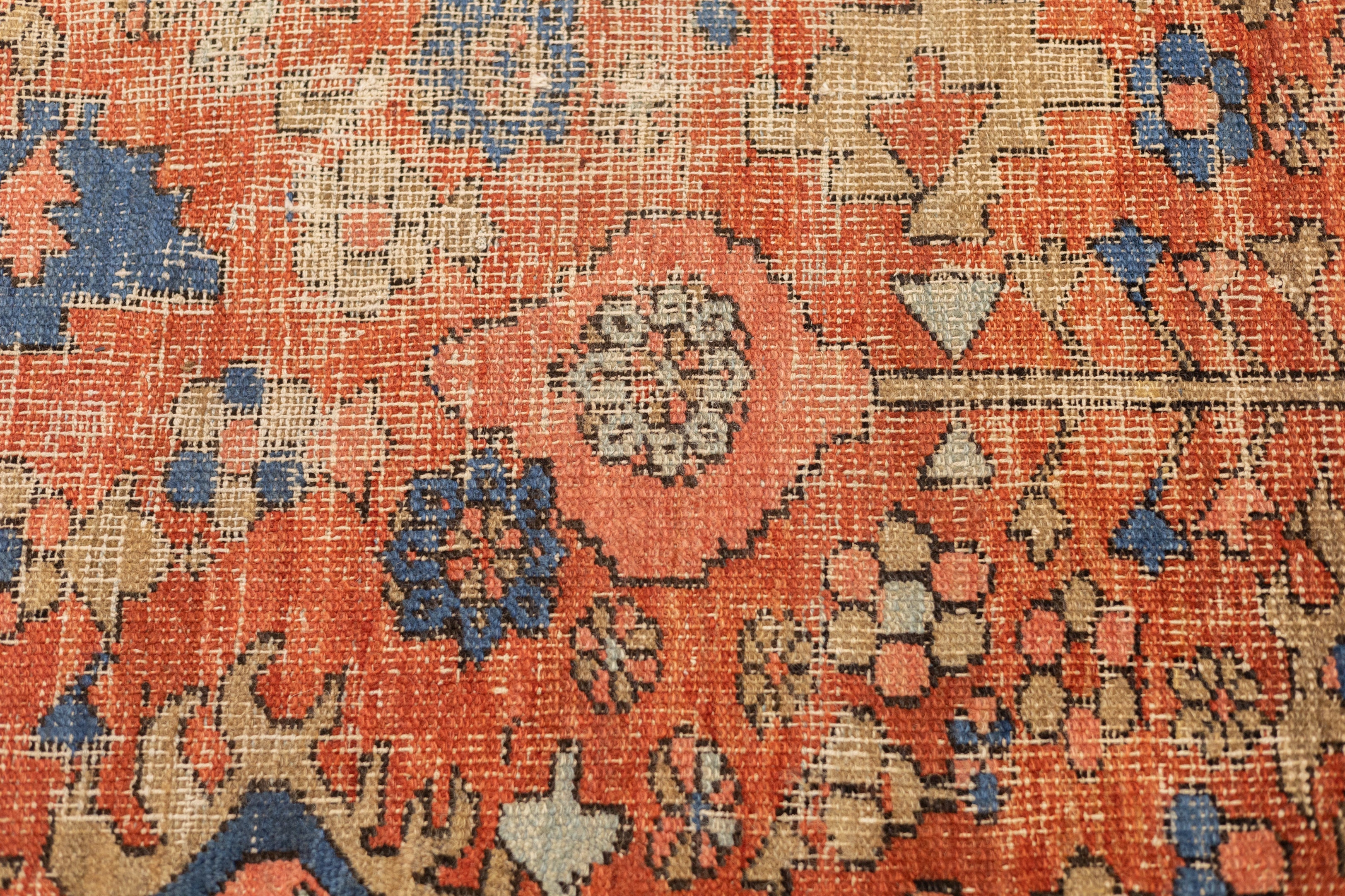 Fine Antique Heriz 9'5" x 13'2"