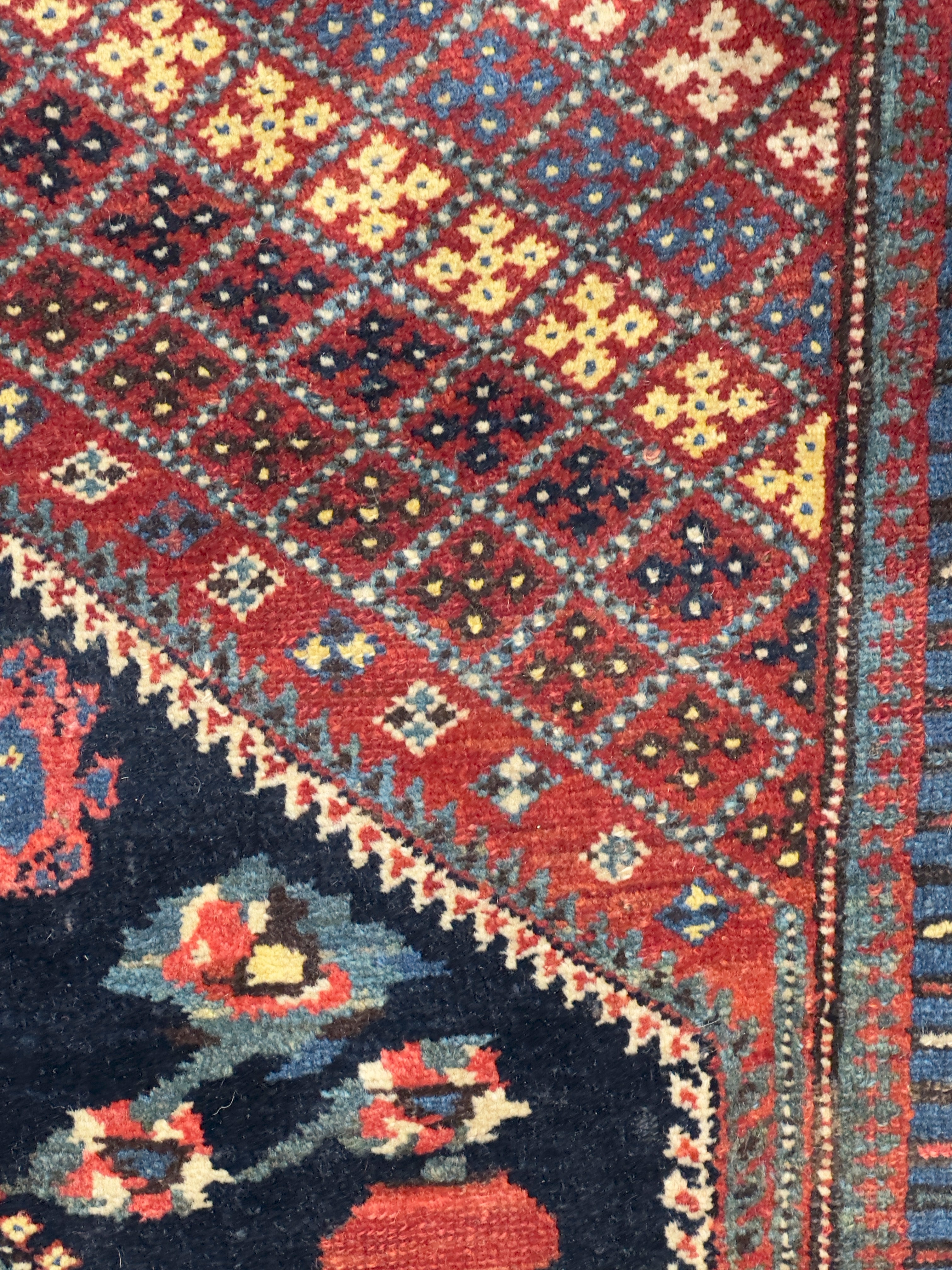 Antique Bakhtiari Rug 4' 10" x 8' 8''