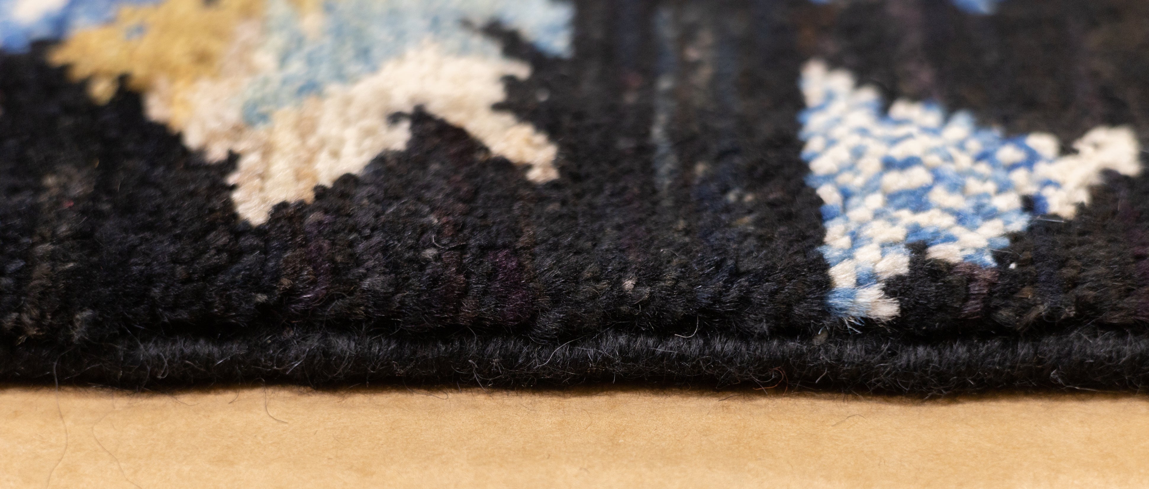 Fine Contemporary Wool Rug 5'5" x 7'8''