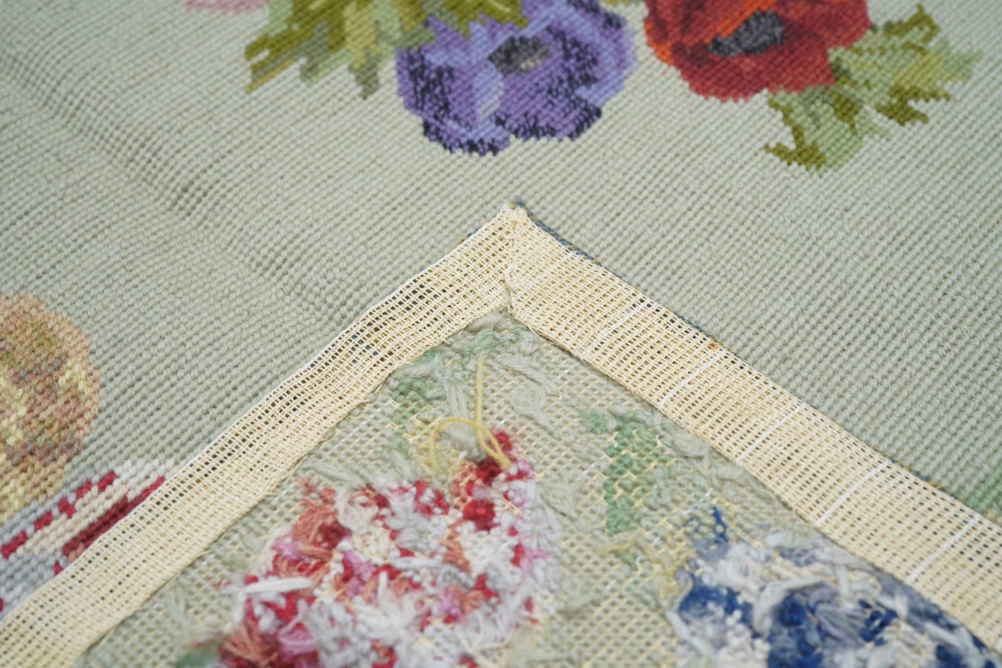 French Aubusson Design Rug 6'0" x 9'0"