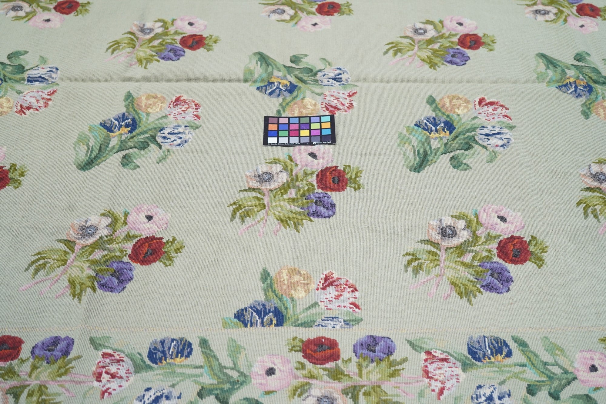 French Aubusson Design Rug 6'0" x 9'0"