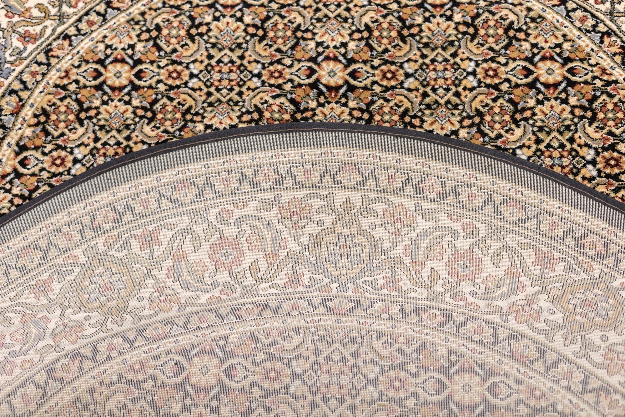 Hand Tufted Rug 5'3" x 5'3''