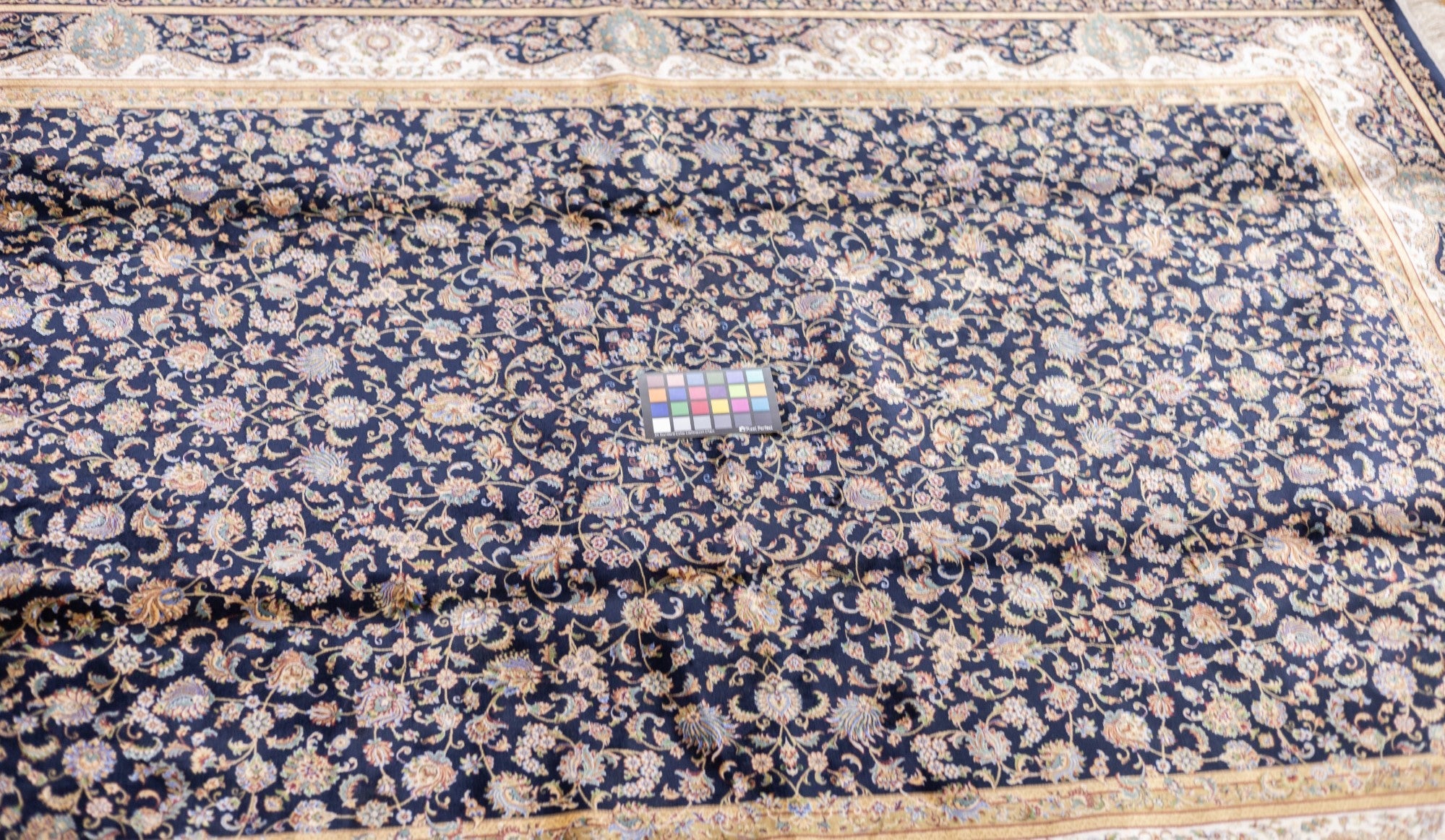 Design Rug 5'1" x 7'7''