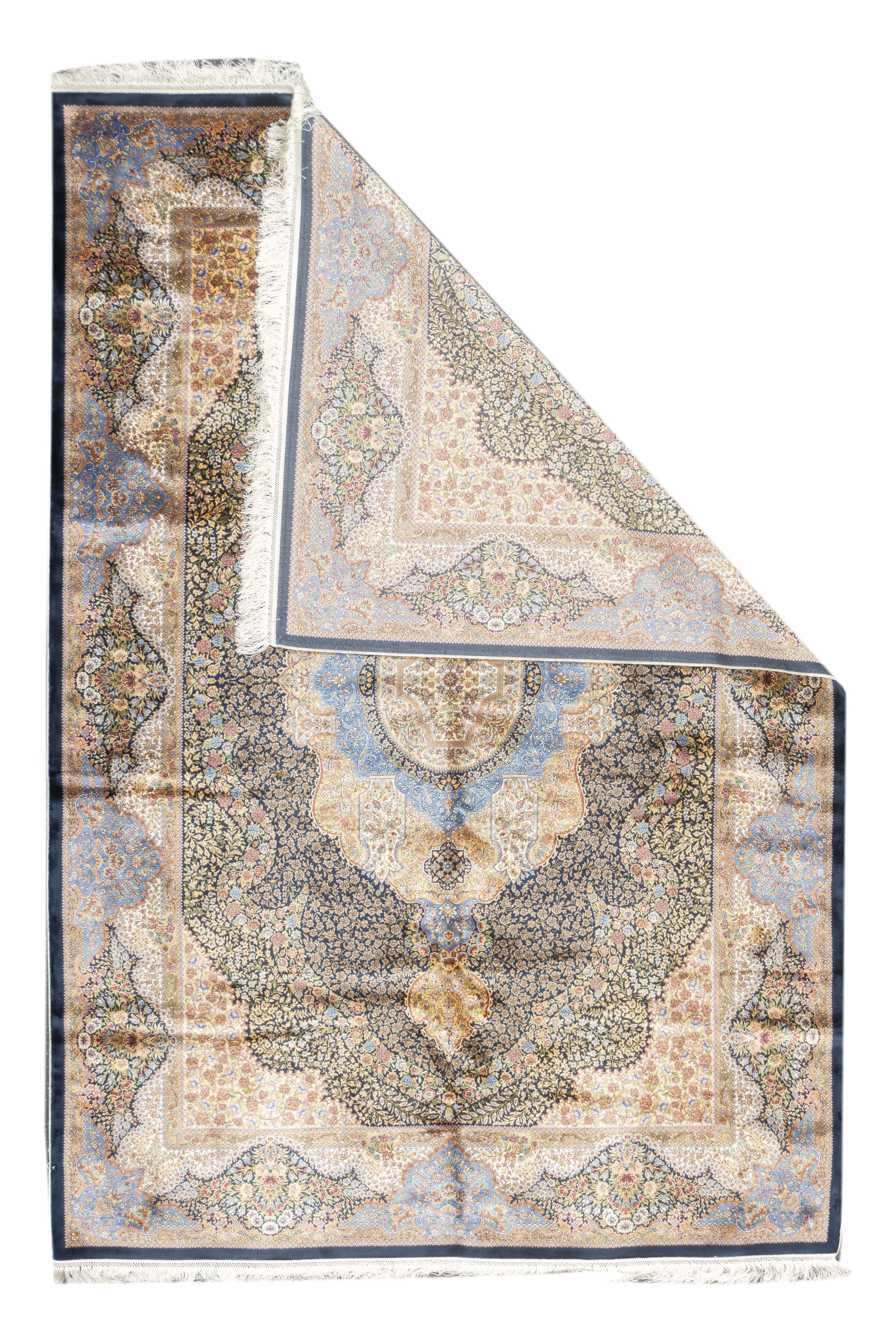 Design Rug 5'1" x 7'7''
