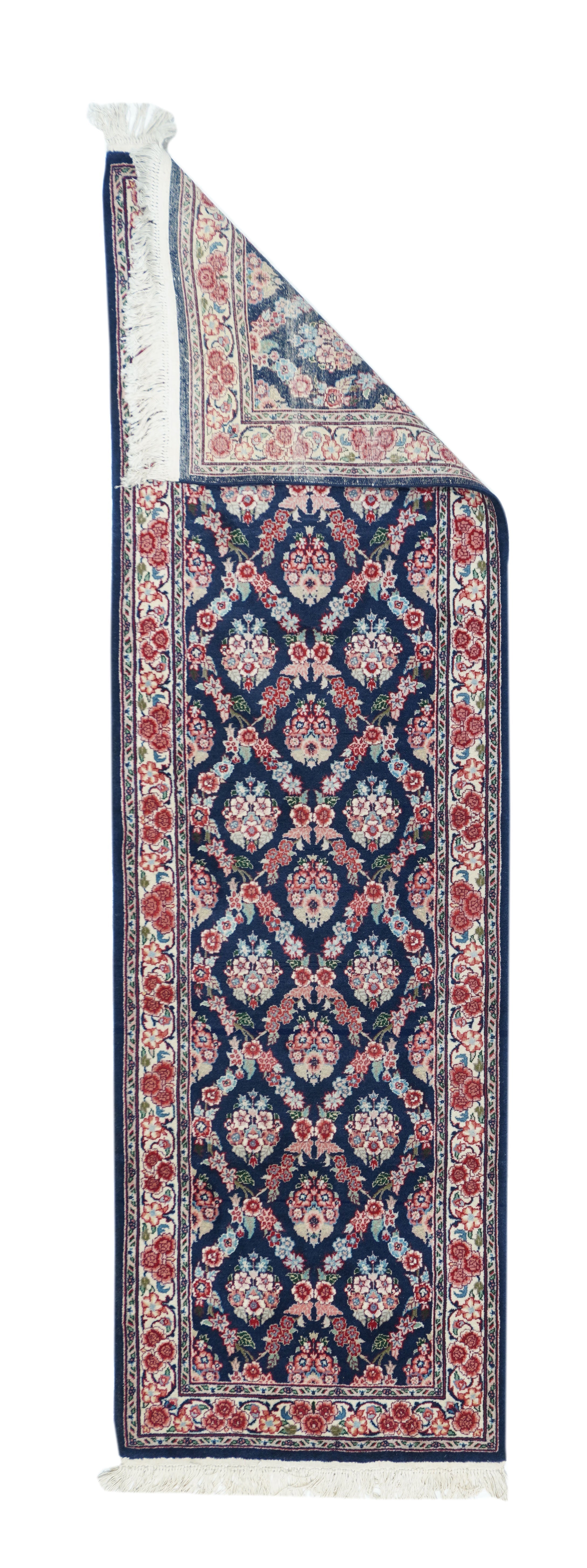 Sarouk Runner 2'6'' x 8'0"
