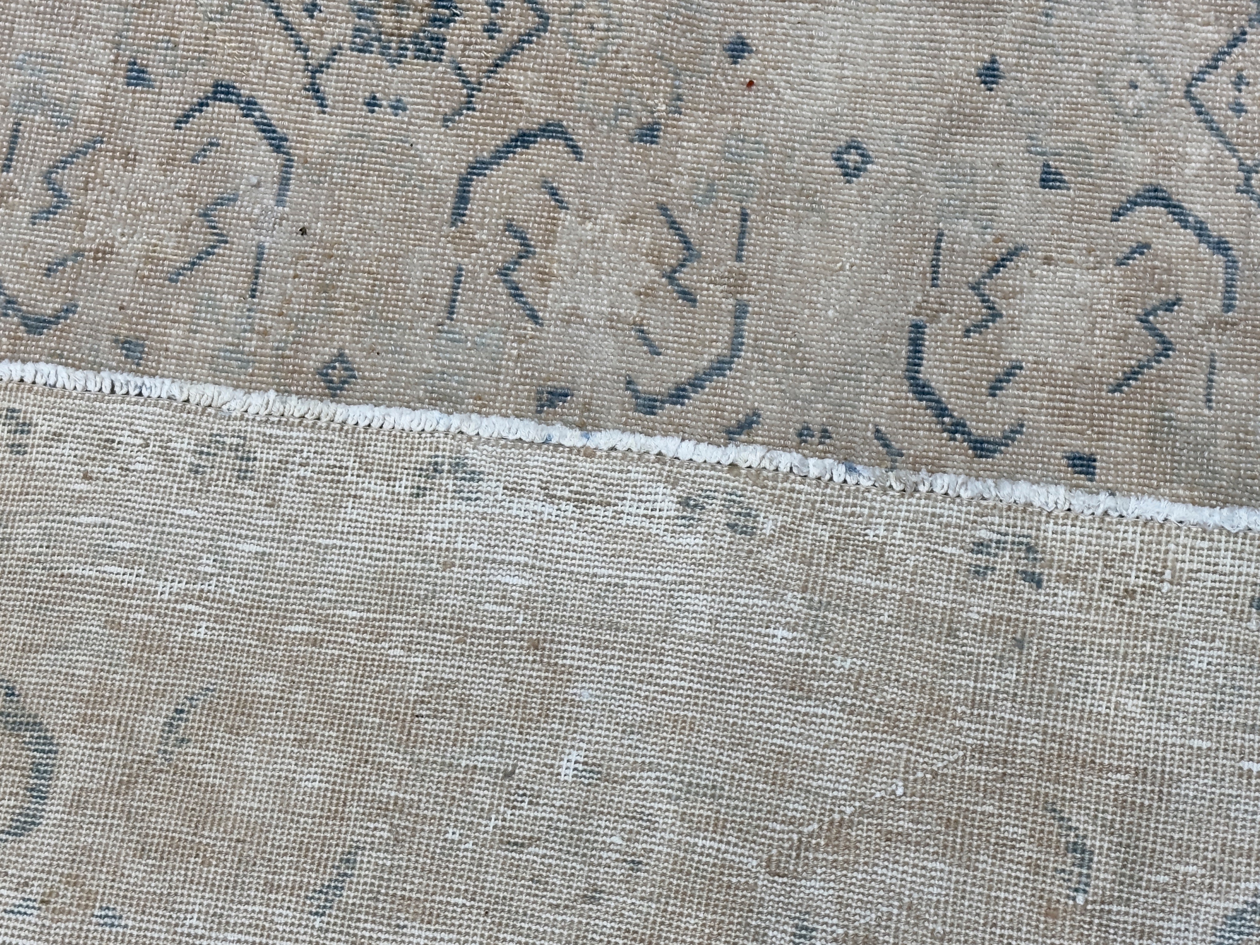 Fine Antique Tabriz Rug 9'10" x 13' 4''