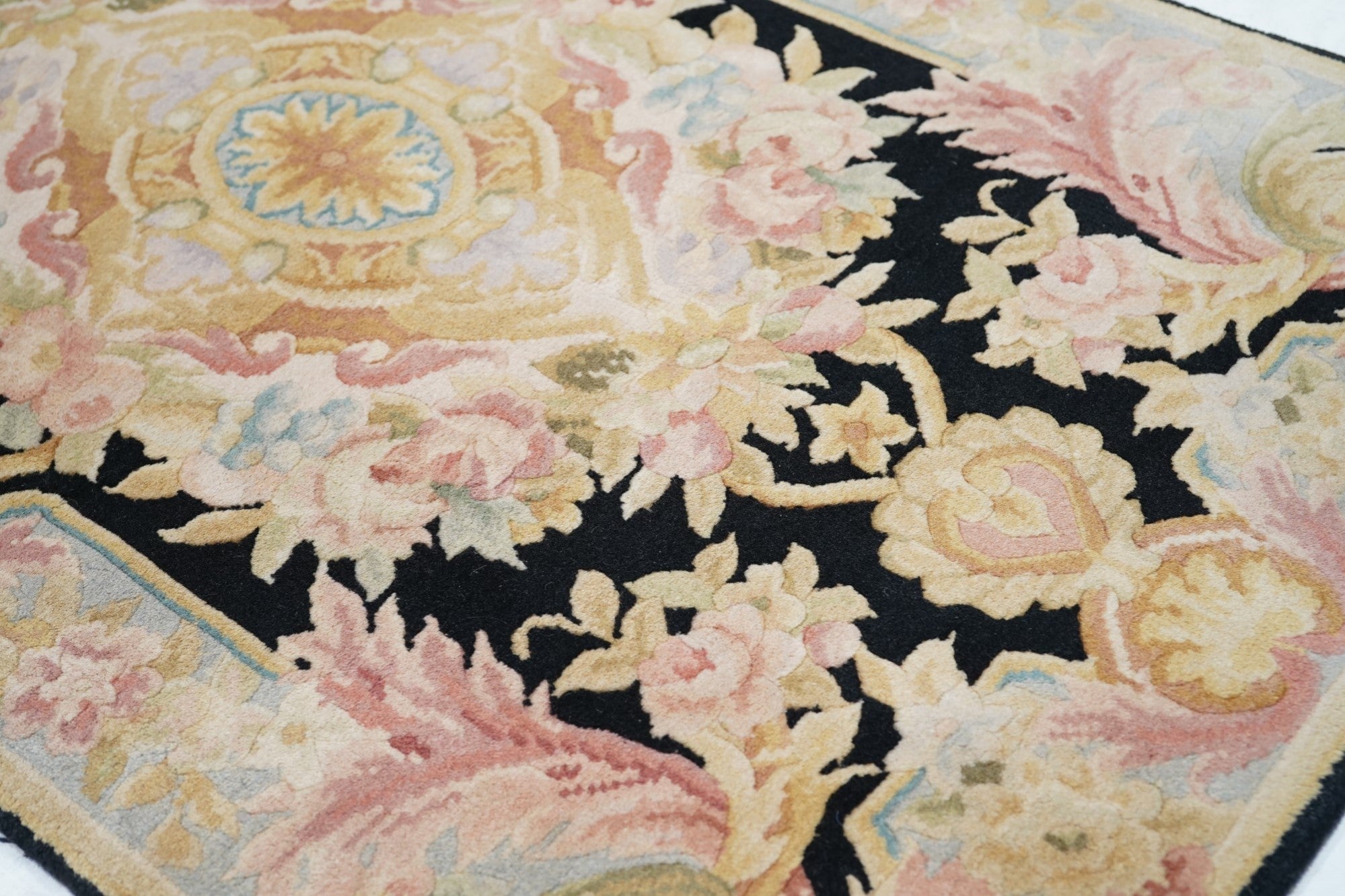 Savonnerie Runner 2'6'' x 8'0"