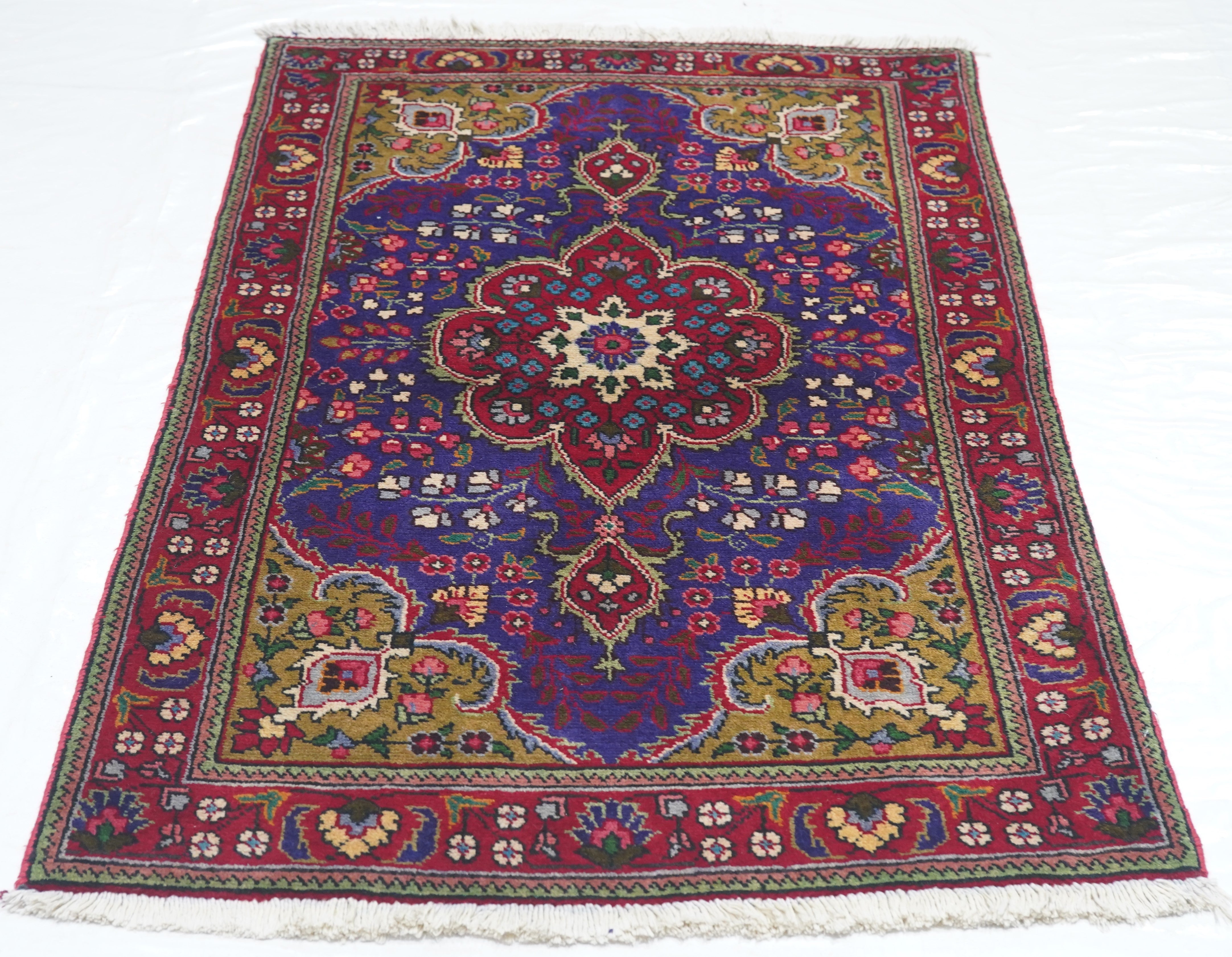 Vintage  Tabriz Rug 3'2'' x 5'3''