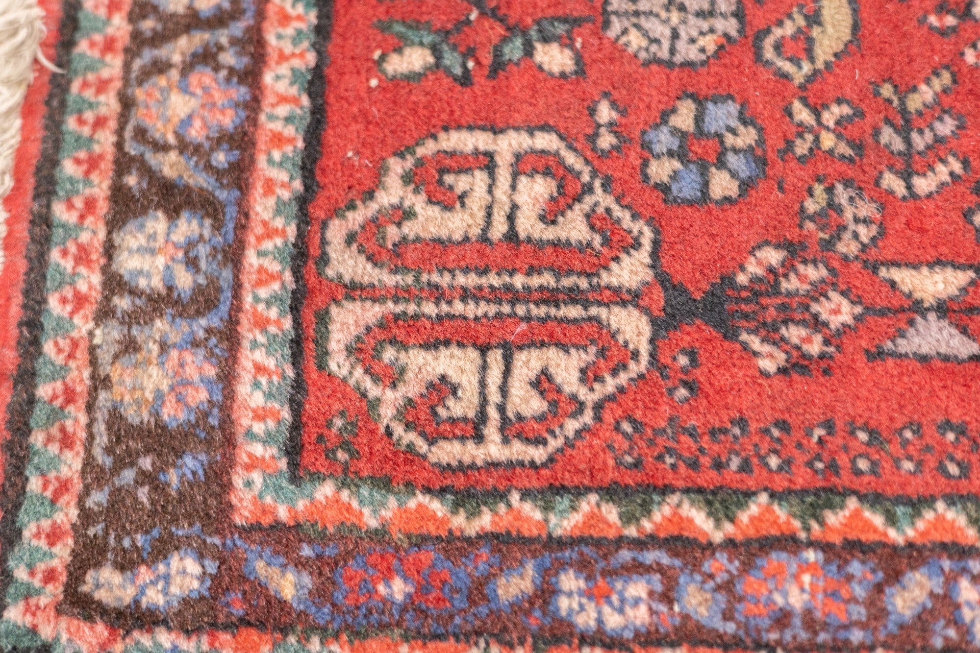Vintage  Abadeh Rug 2'0" x 4'8"
