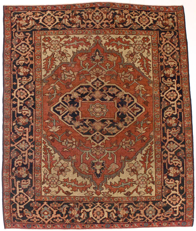 Antique  Heriz/Serapi Rug 5'1