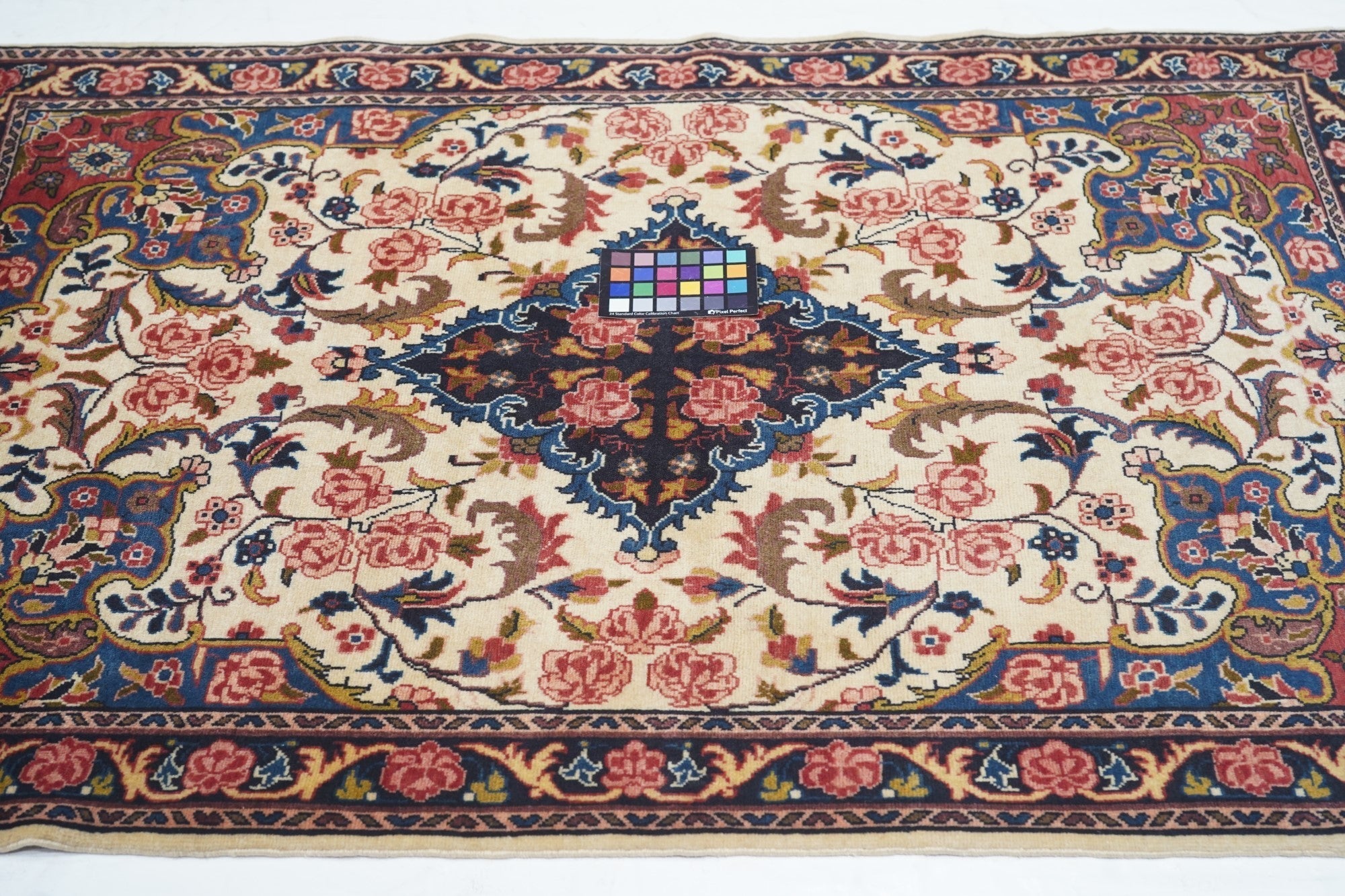Vintage Sarouk Rug 3'6'' x 5'2''