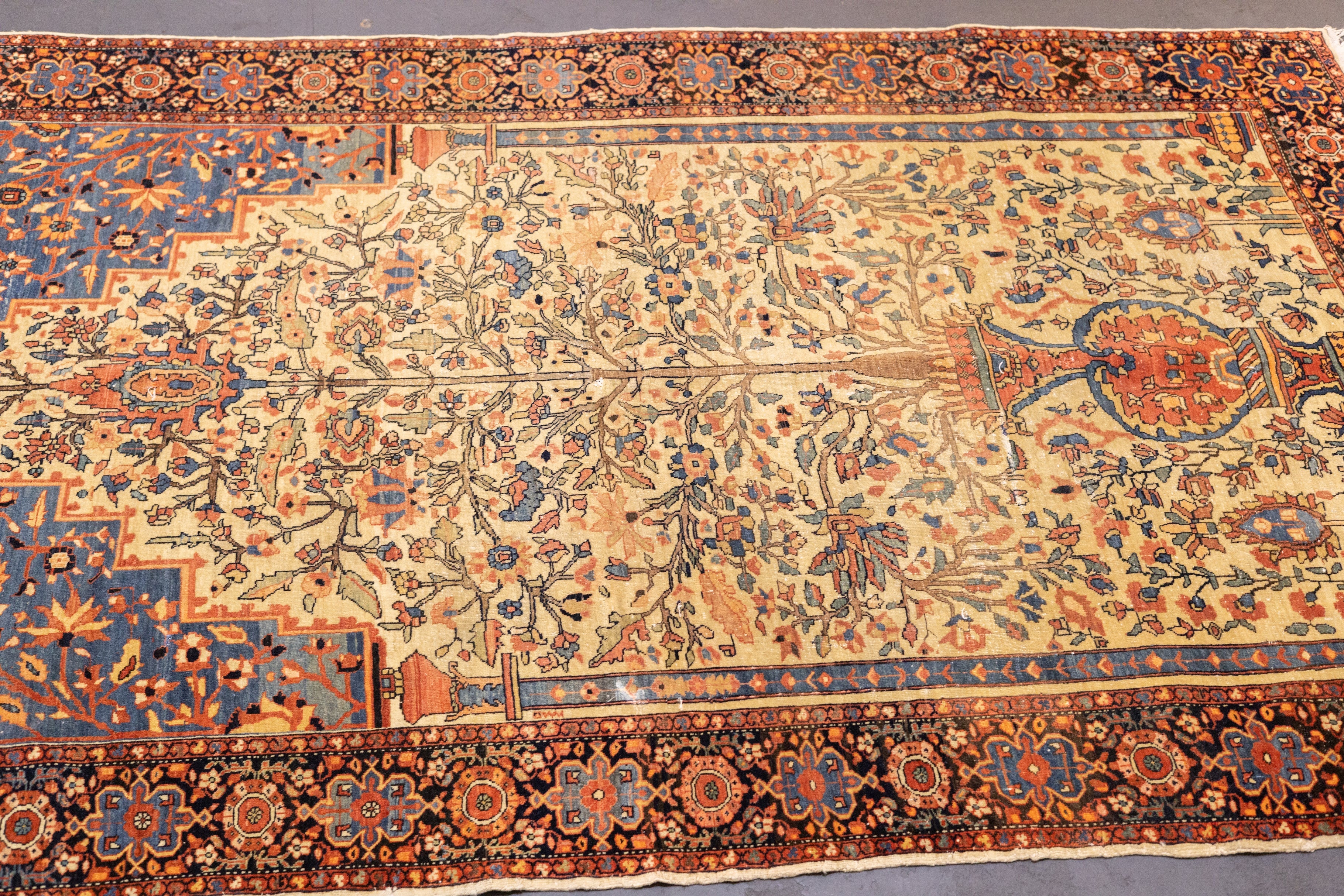 Antique Farahan Sarouk Rug 4'3'' x 6'7''