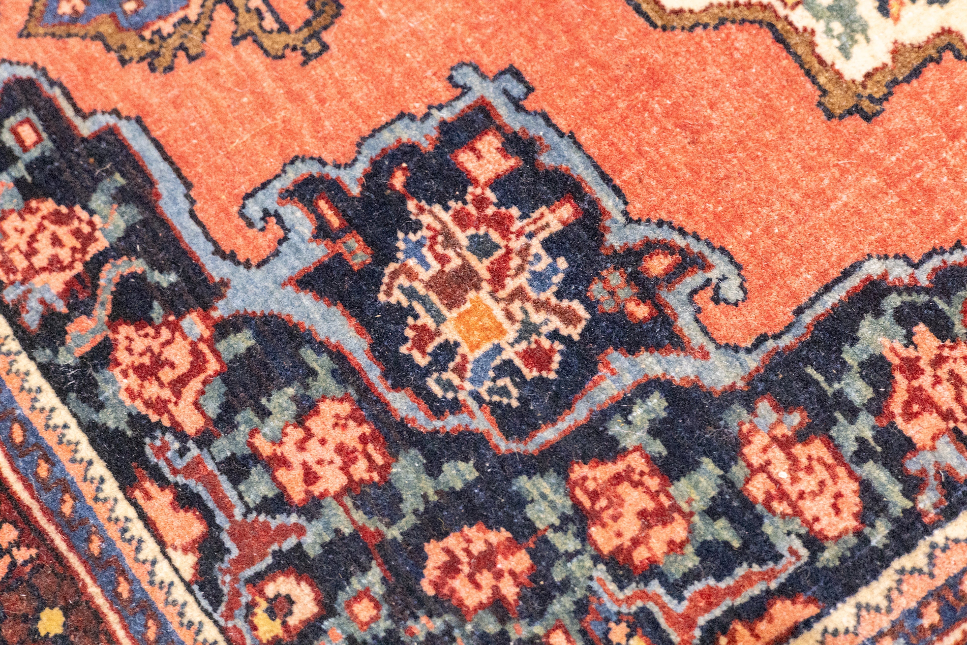 Fine Antique Farahan Sarouk Rug 2'3'' x 2'11''